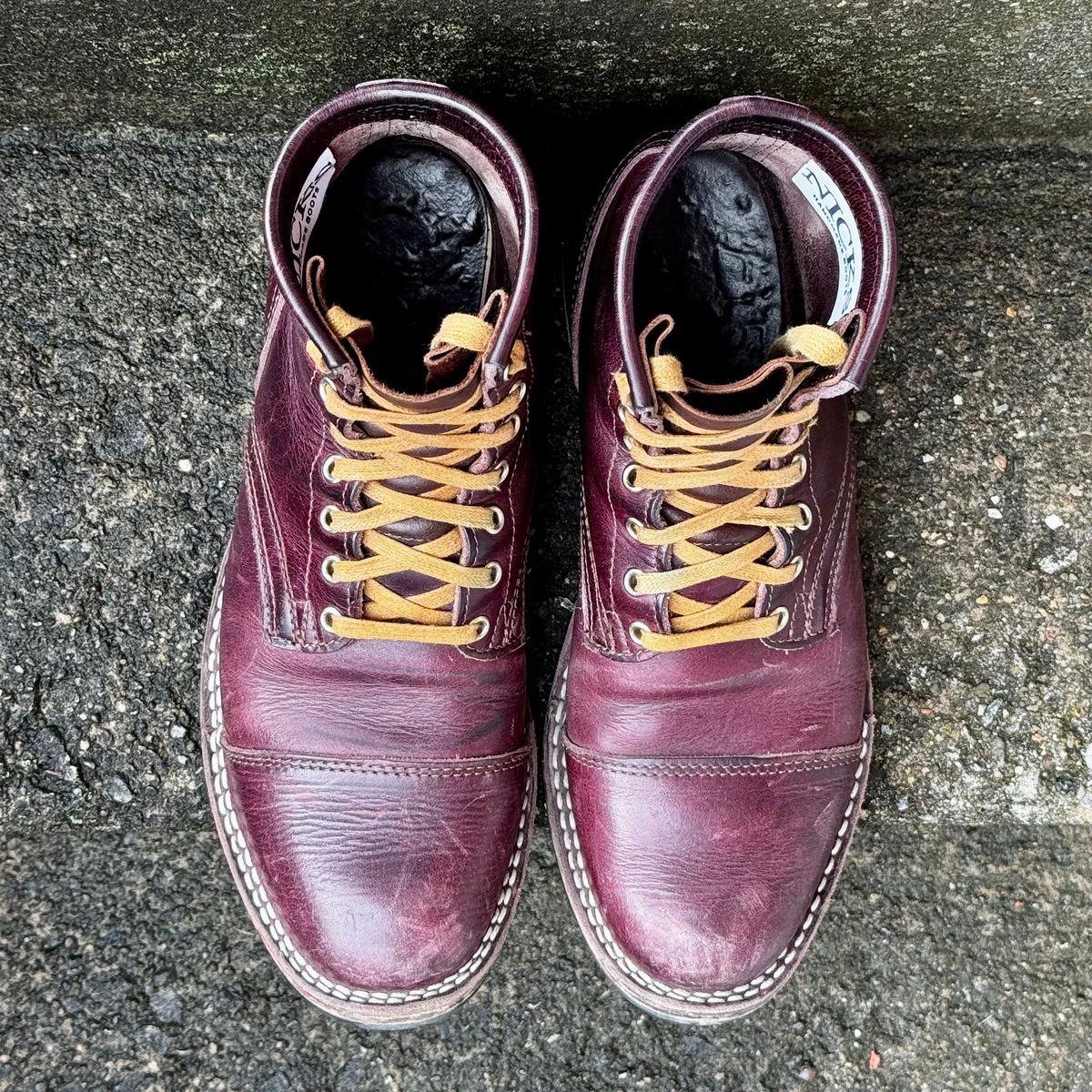 Photo by Leetsalot on March 5, 2026 of the Nicks x Parkhurst V1 in Horween Color 8 Cypress.