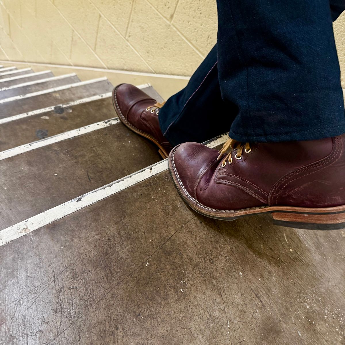 Photo by Leetsalot on March 28, 2026 of the Nicks x Parkhurst V1 in Horween Color 8 Cypress.