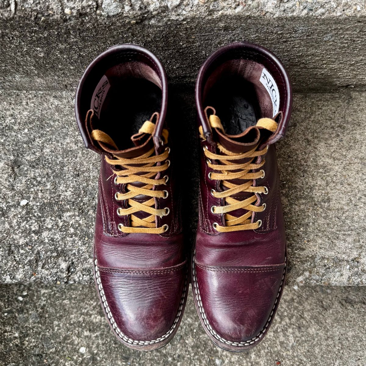 Photo by Leetsalot on April 5, 2026 of the Nicks x Parkhurst V1 in Horween Color 8 Cypress.