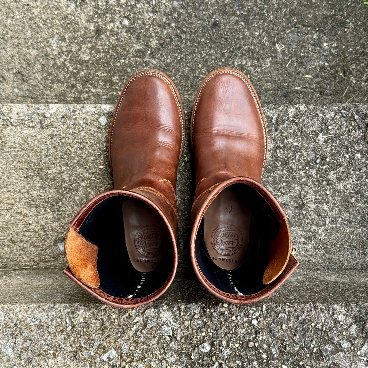 Photo by Leetsalot on November 5, 2025 of the Fortis Boots Tapak 2.0 Engineer Boots in Indonesian Medium Brown Pull Up.