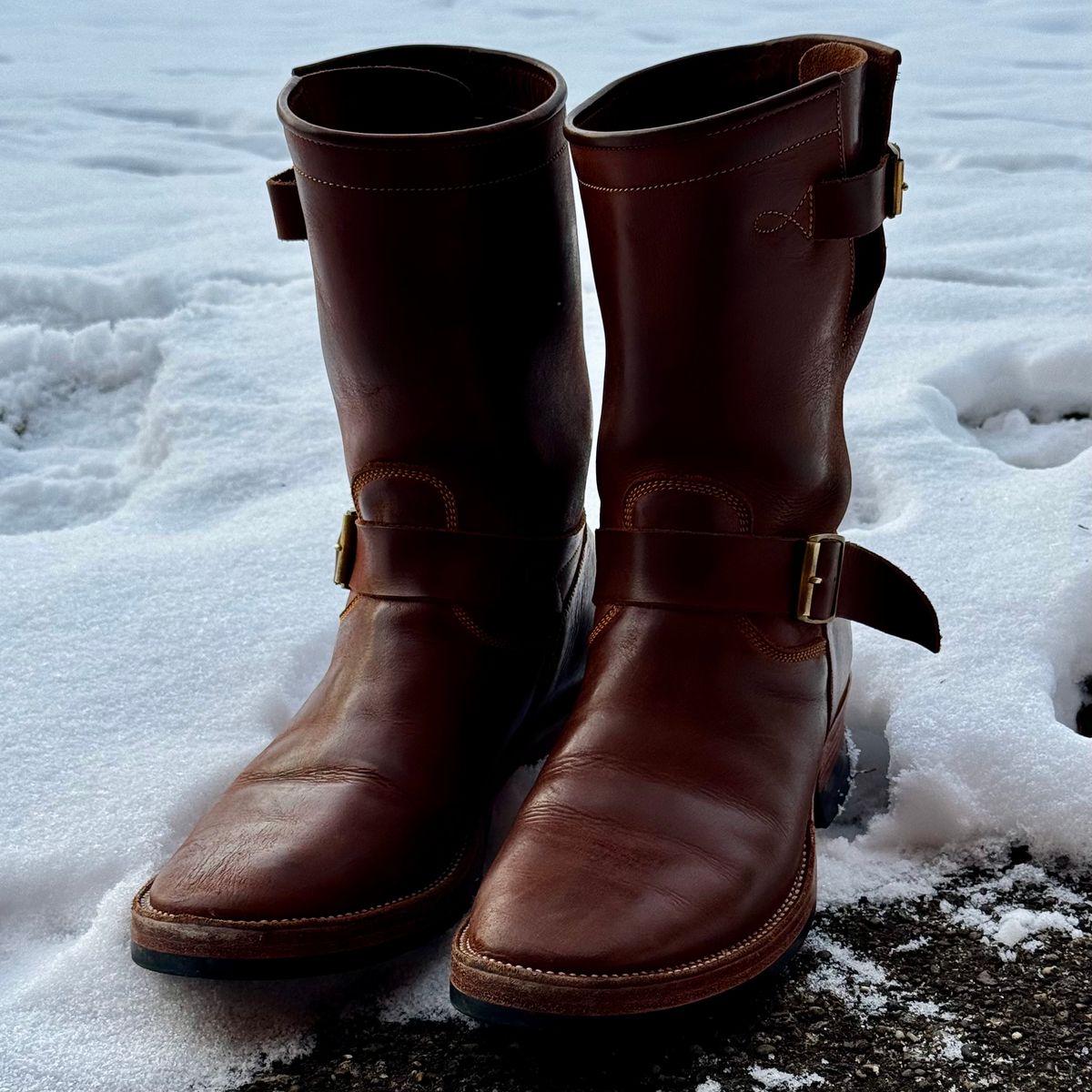 Photo by Leetsalot on January 5, 2026 of the Fortis Boots Tapak 2.0 Engineer Boots in Indonesian Medium Brown Pull Up.