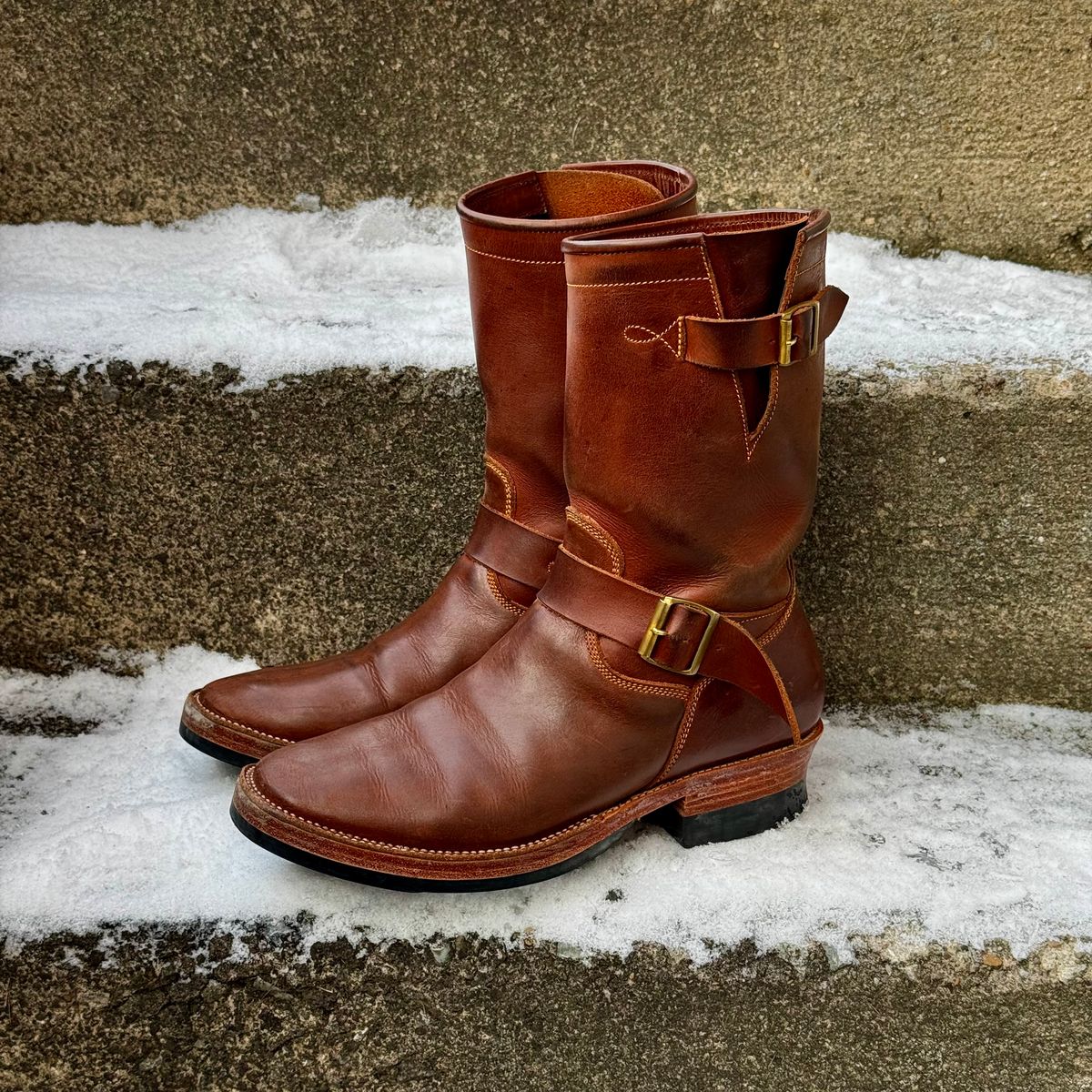 Photo by Leetsalot on January 5, 2026 of the Fortis Boots Tapak 2.0 Engineer Boots in Indonesian Medium Brown Pull Up.