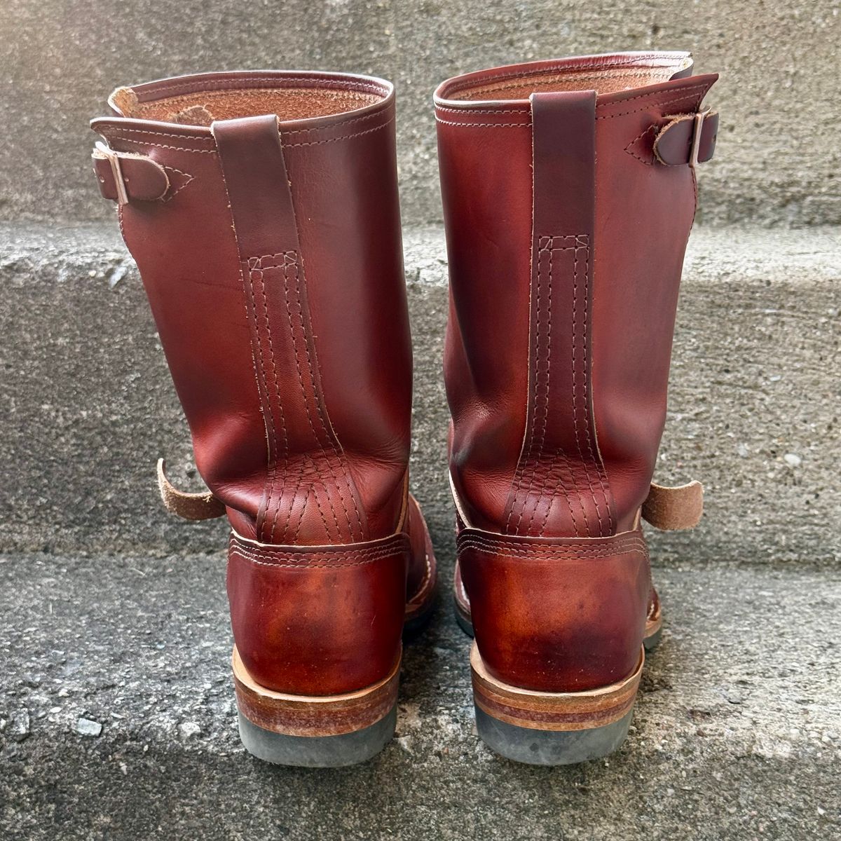Photo by Leetsalot on November 6, 2024 of the Wesco Mister Lou in Wickett & Craig Tan Oiled Latigo.