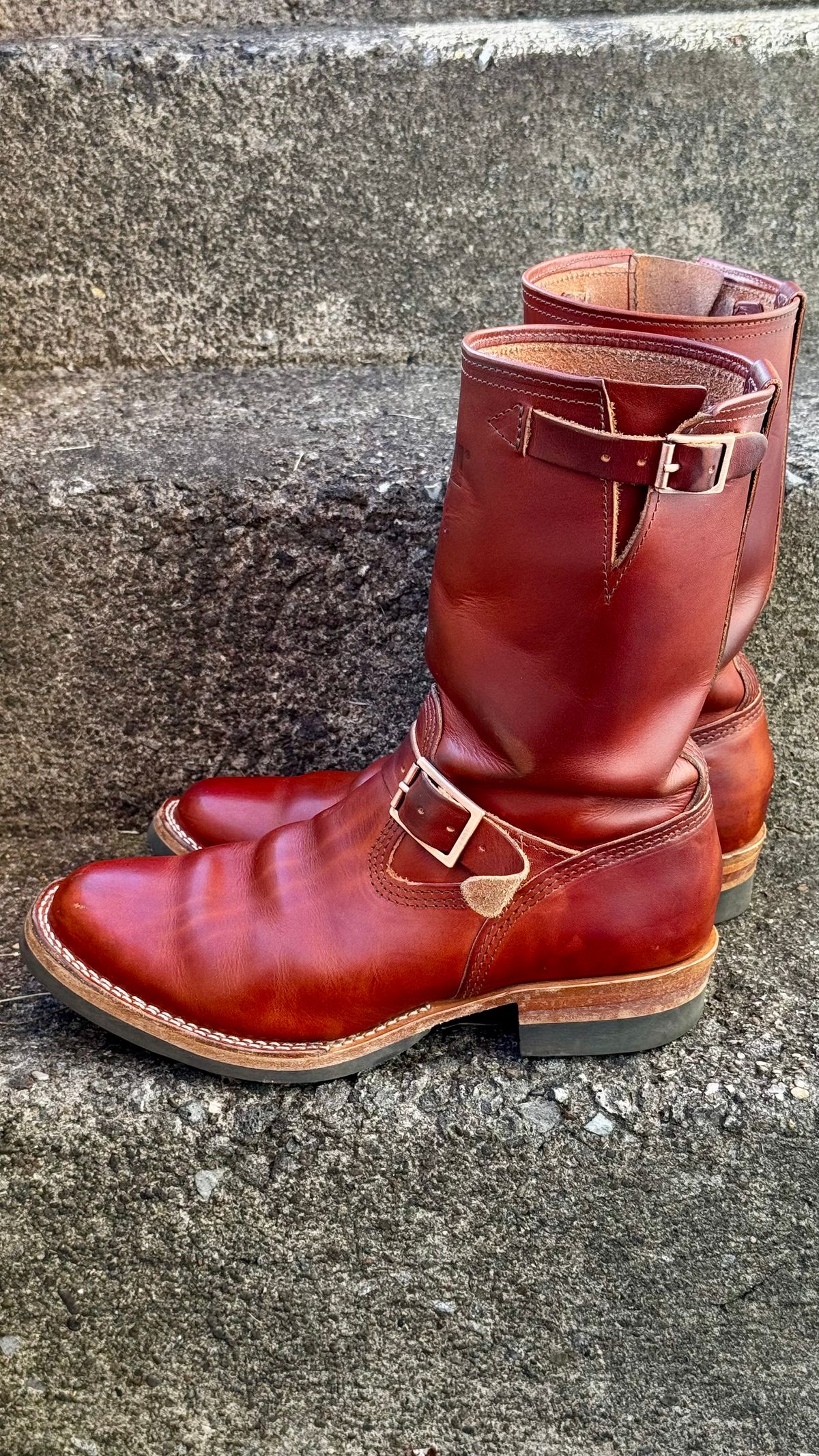 Photo by Leetsalot on December 6, 2024 of the Wesco Mister Lou in Wickett & Craig Tan Oiled Latigo.
