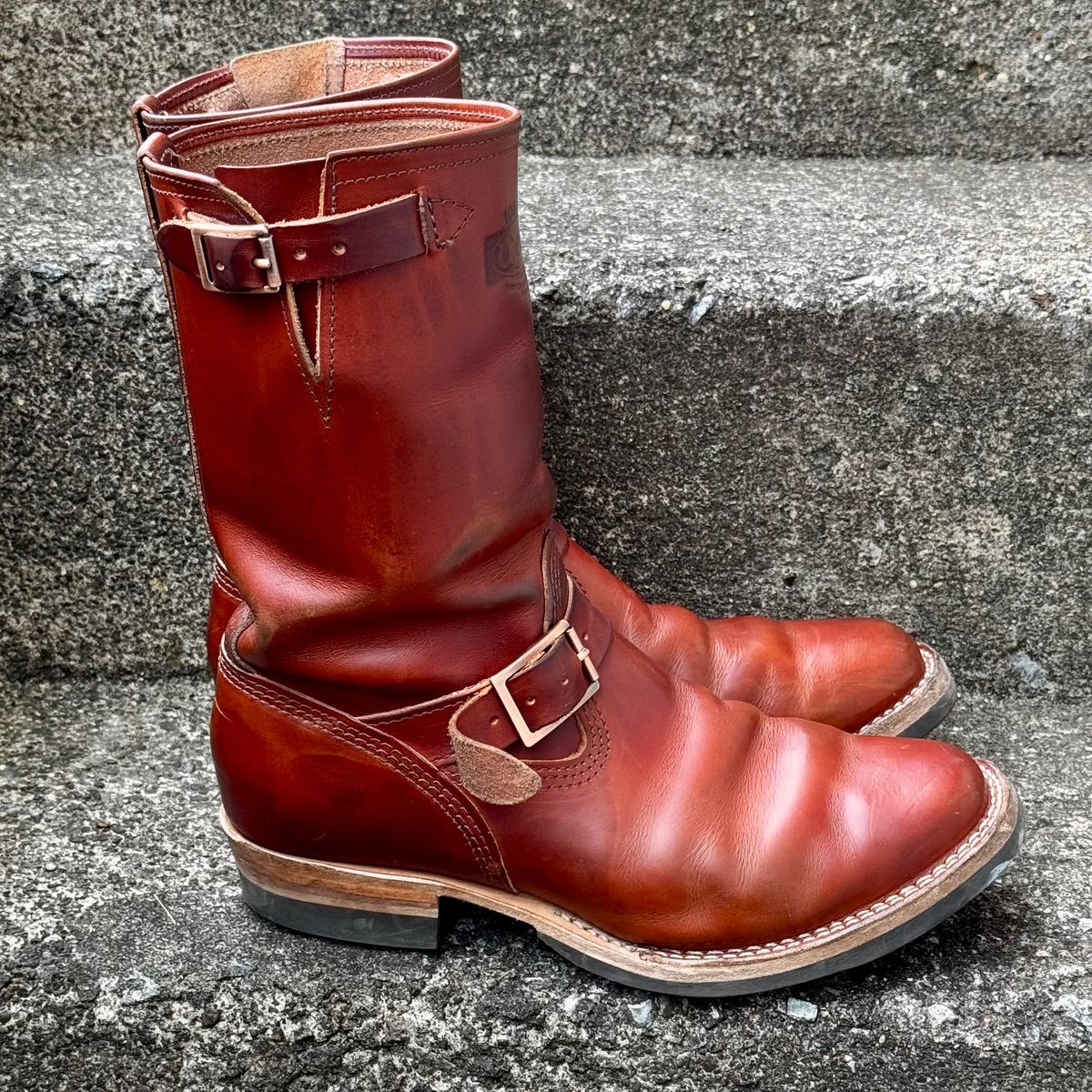 Photo by Leetsalot on February 3, 2025 of the Wesco Mister Lou in Wickett & Craig Tan Oiled Latigo.