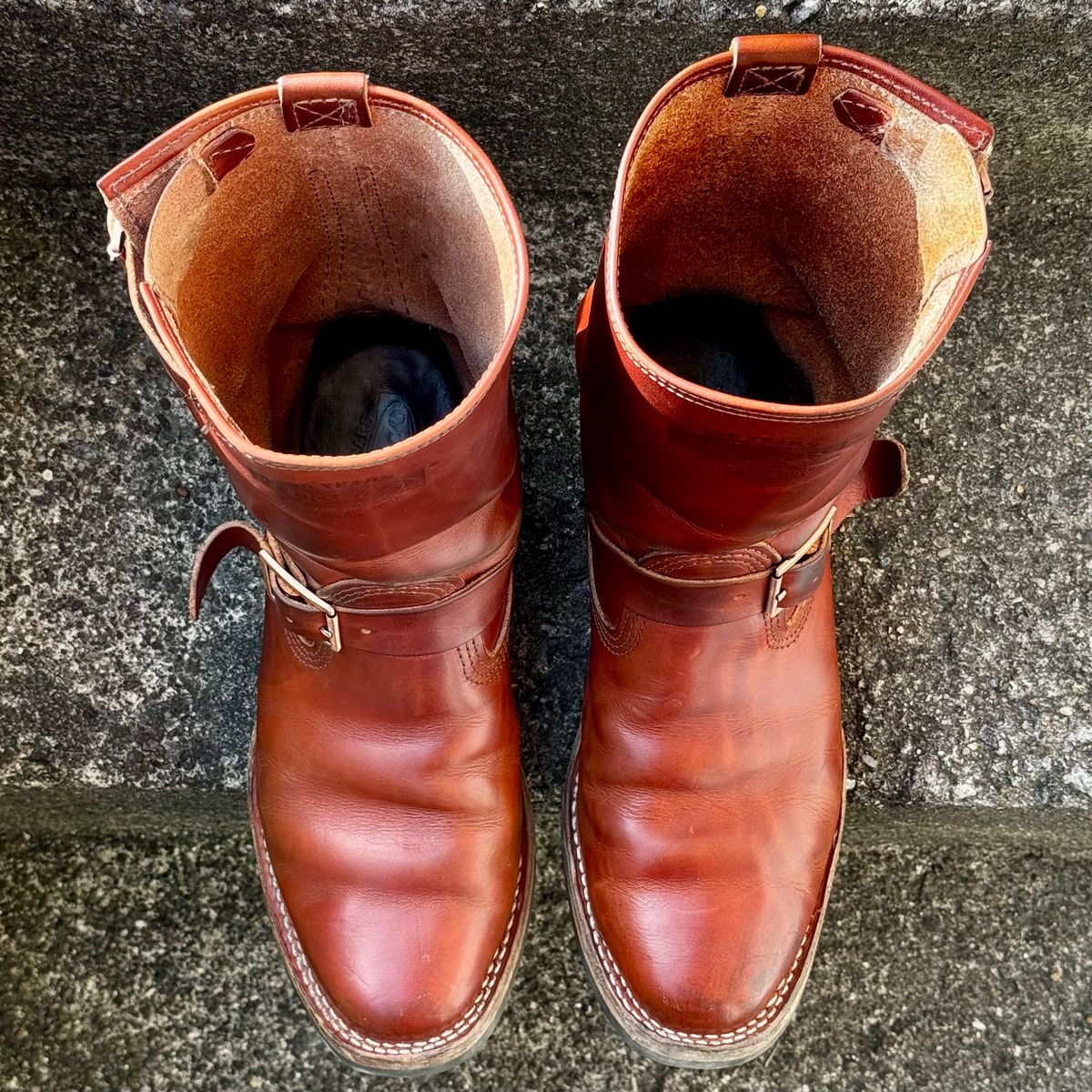 Photo by Leetsalot on February 3, 2025 of the Wesco Mister Lou in Wickett & Craig Tan Oiled Latigo.