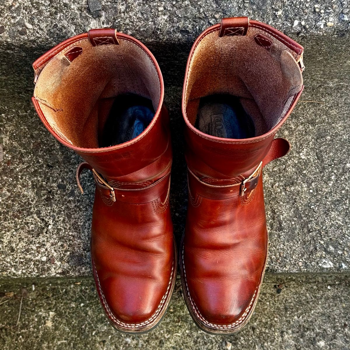 Photo by Leetsalot on March 3, 2025 of the Wesco Mister Lou in Wickett & Craig Tan Oiled Latigo.