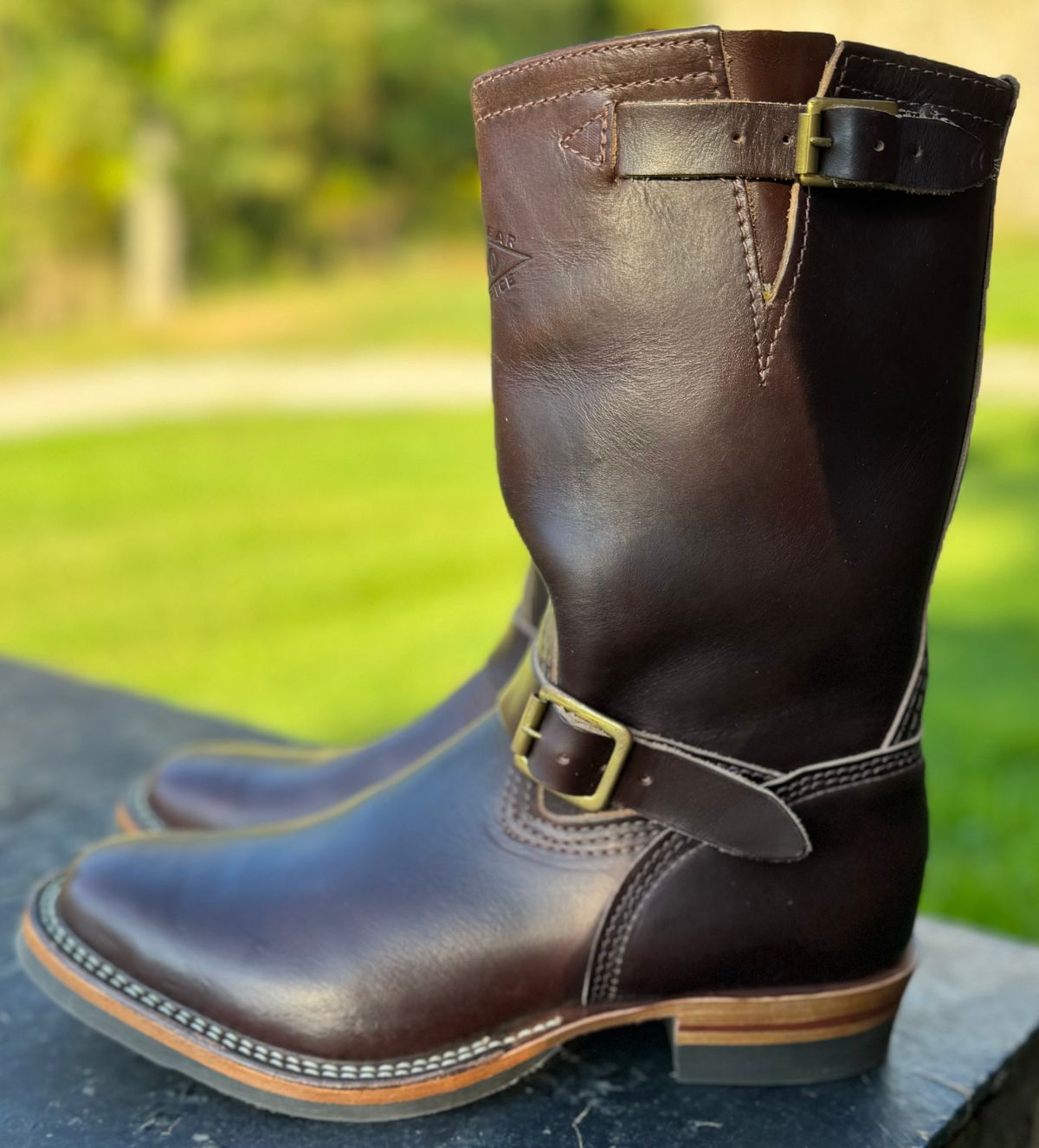 Photo by Leetsalot on October 1, 2023 of the Wesco Mister Lou in Horween Brown Chromexcel.