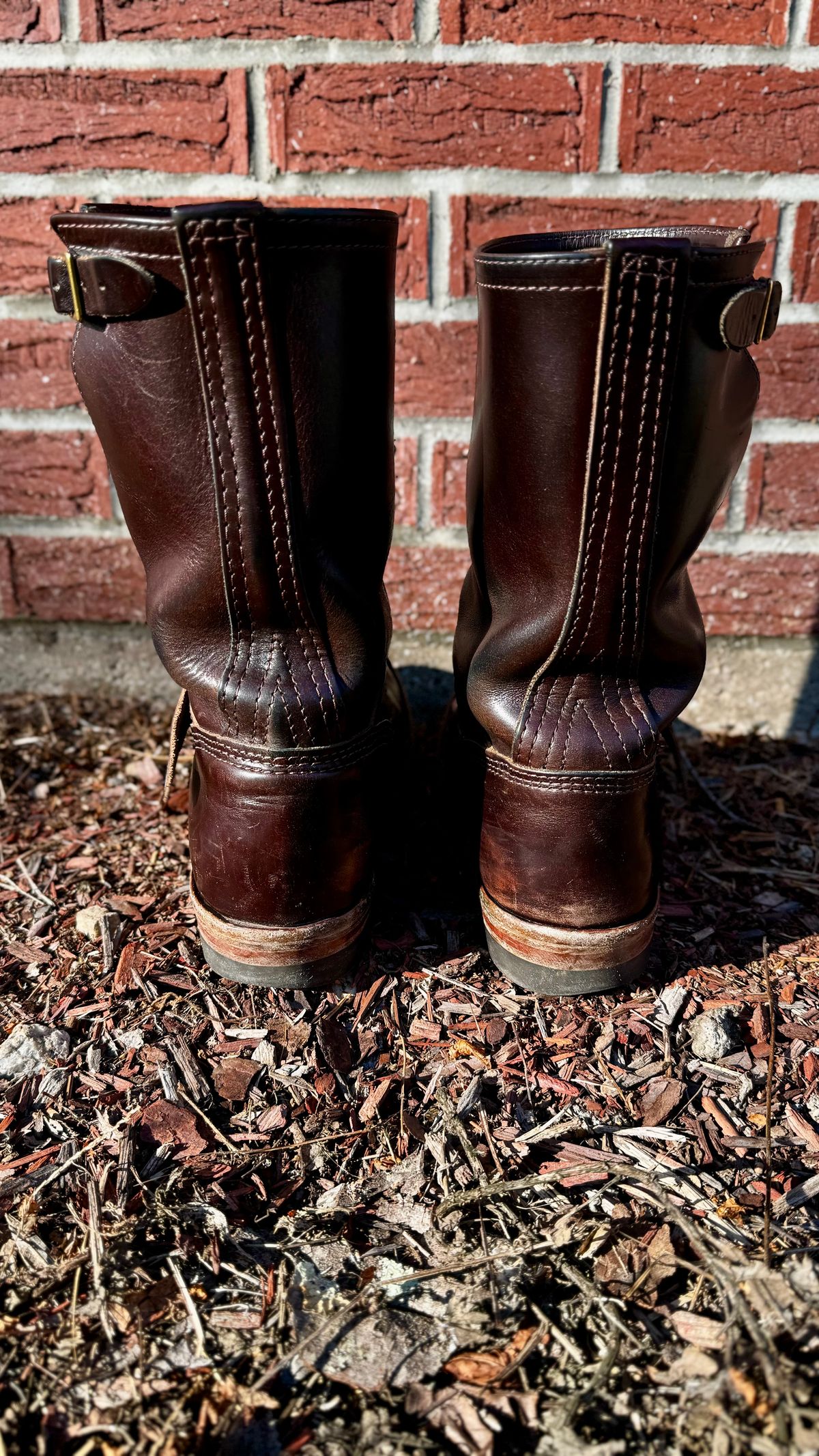 Photo by Leetsalot on February 6, 2024 of the Wesco Mister Lou in Horween Brown Chromexcel.