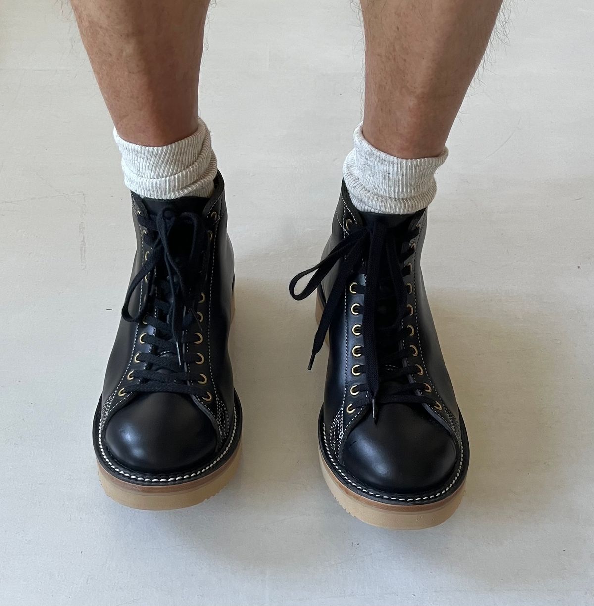 Photo by sweetlou on September 20, 2023 of the Zerrows Boneakers in Horween Chromexcel Overdyed Black.