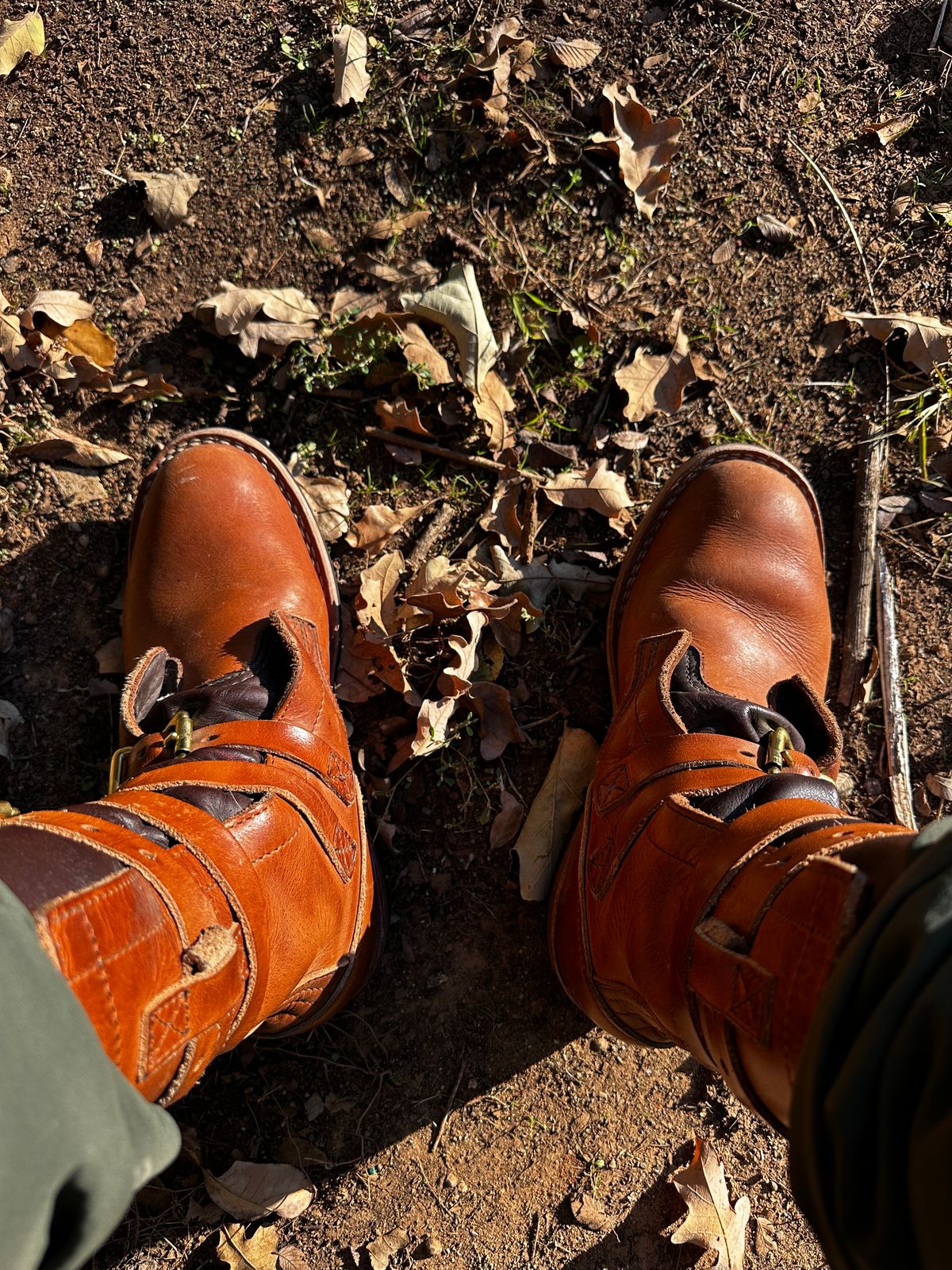 Photo by Bedrock on November 24, 2024 of the Nicks Heritage TankerPro in Horween Natural Dublin.