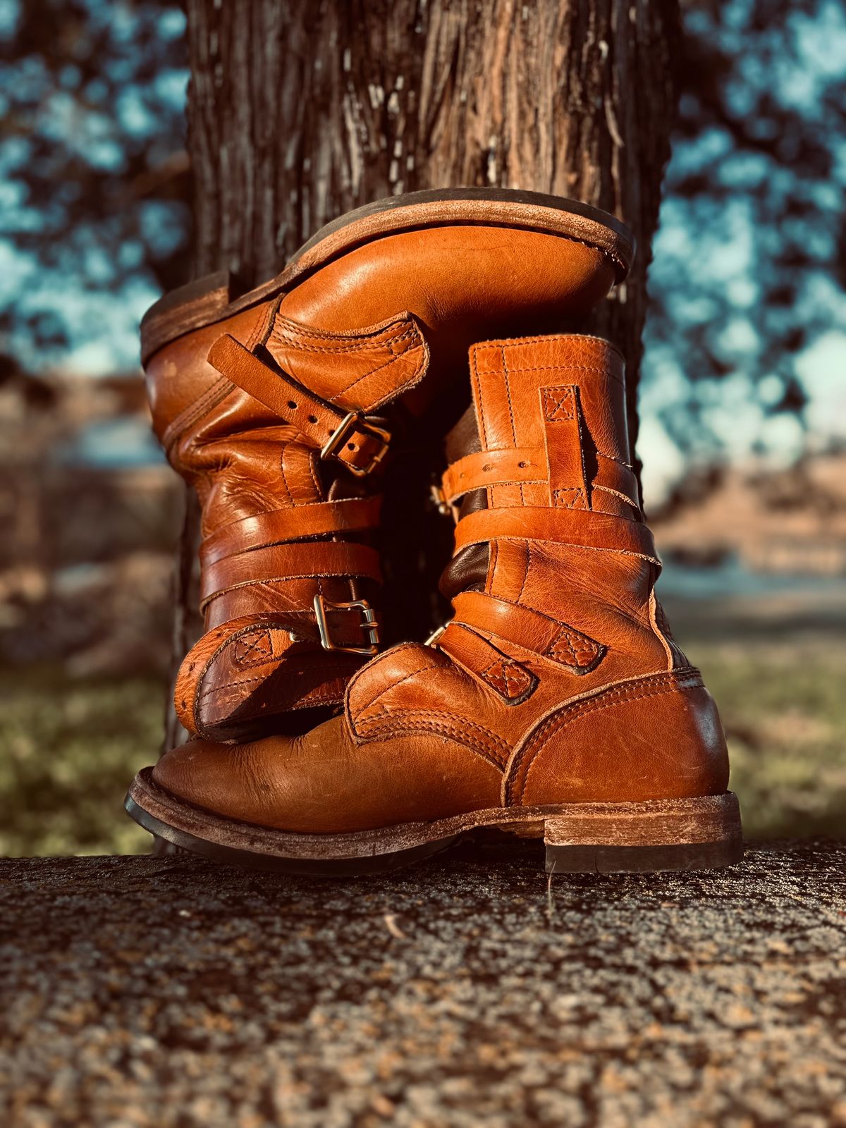 Photo by Bedrock on February 2, 2025 of the Nicks Heritage TankerPro in Horween Natural Dublin.