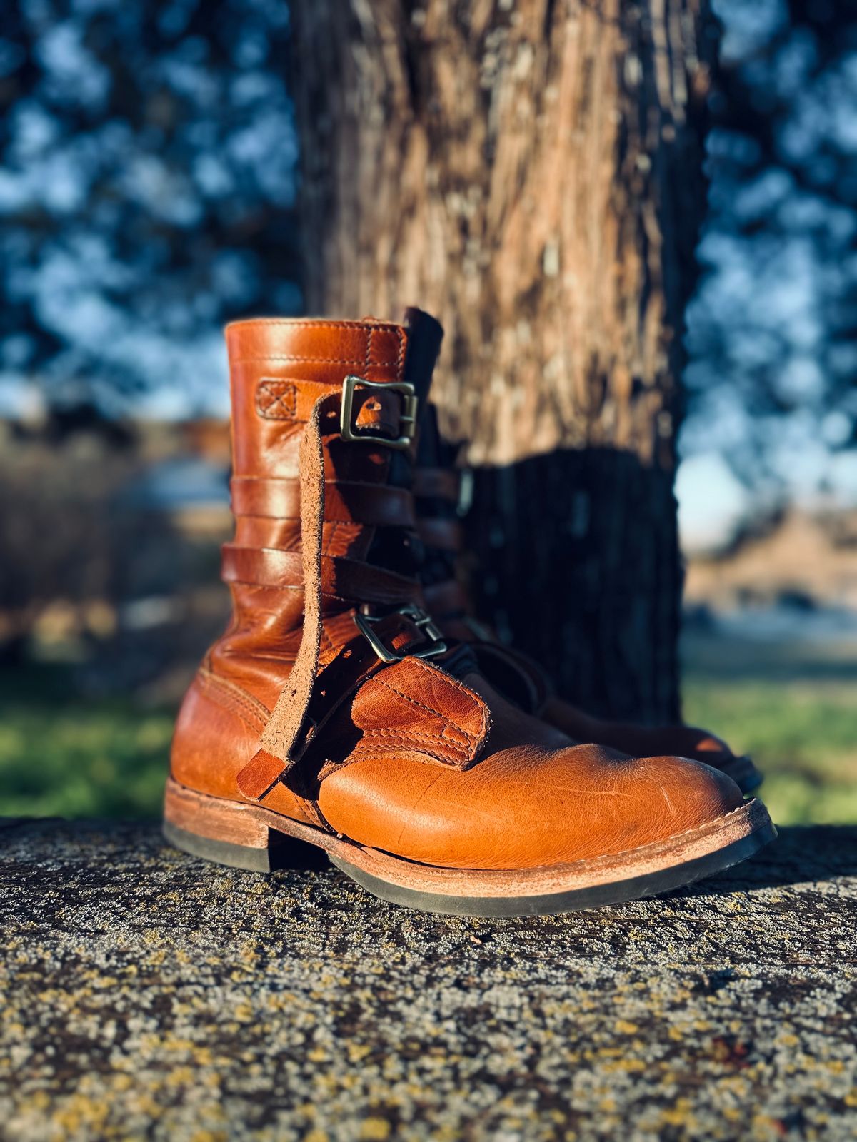 Photo by Bedrock on February 2, 2025 of the Nicks Heritage TankerPro in Horween Natural Dublin.