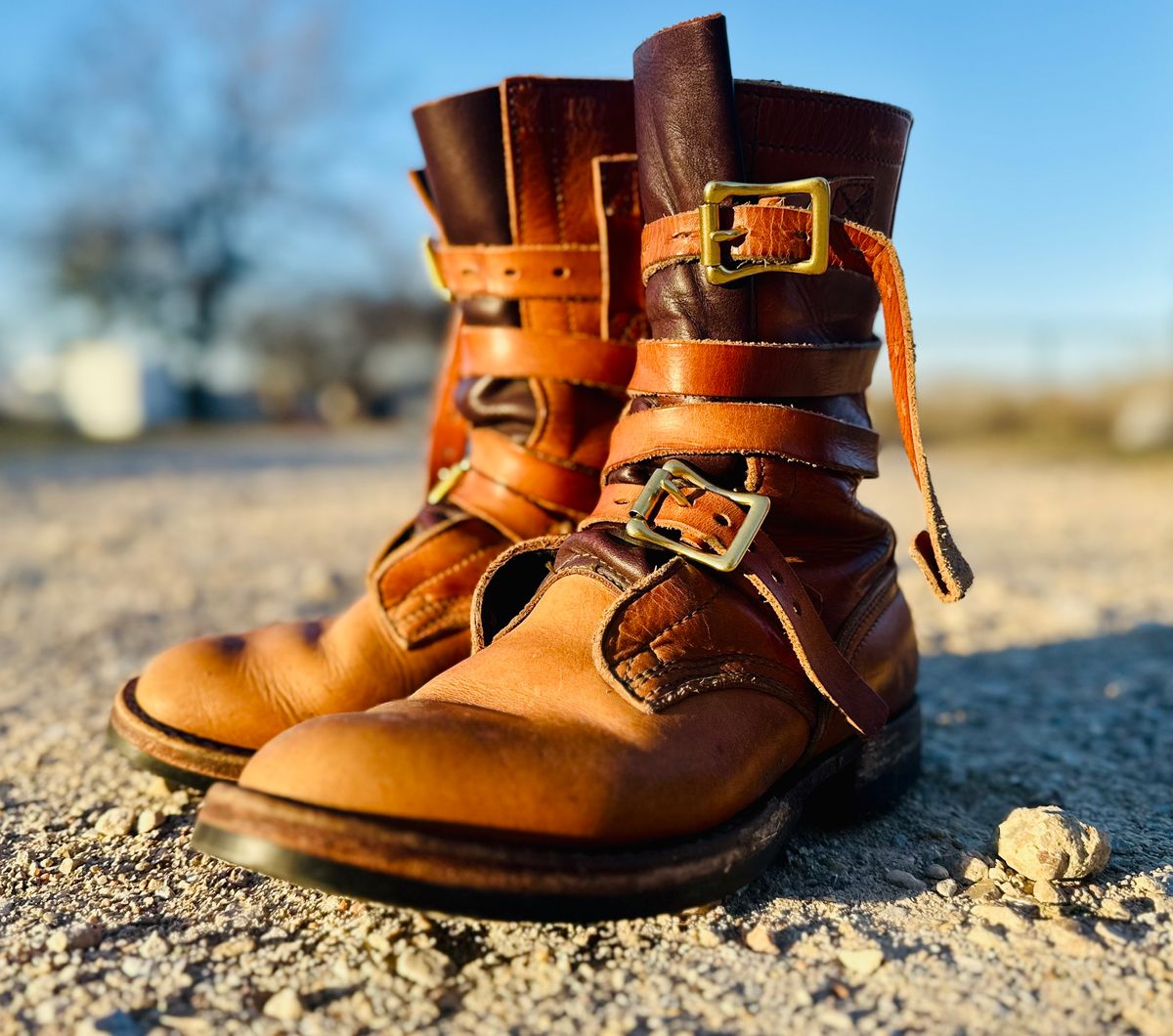 Photo by Bedrock on March 1, 2025 of the Nicks Heritage TankerPro in Horween Natural Dublin.