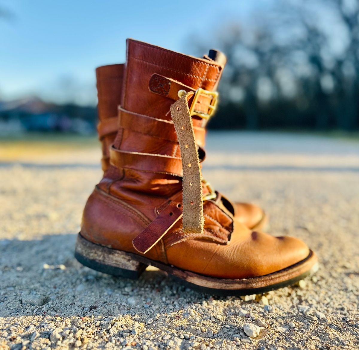 Photo by Bedrock on March 1, 2025 of the Nicks Heritage TankerPro in Horween Natural Dublin.