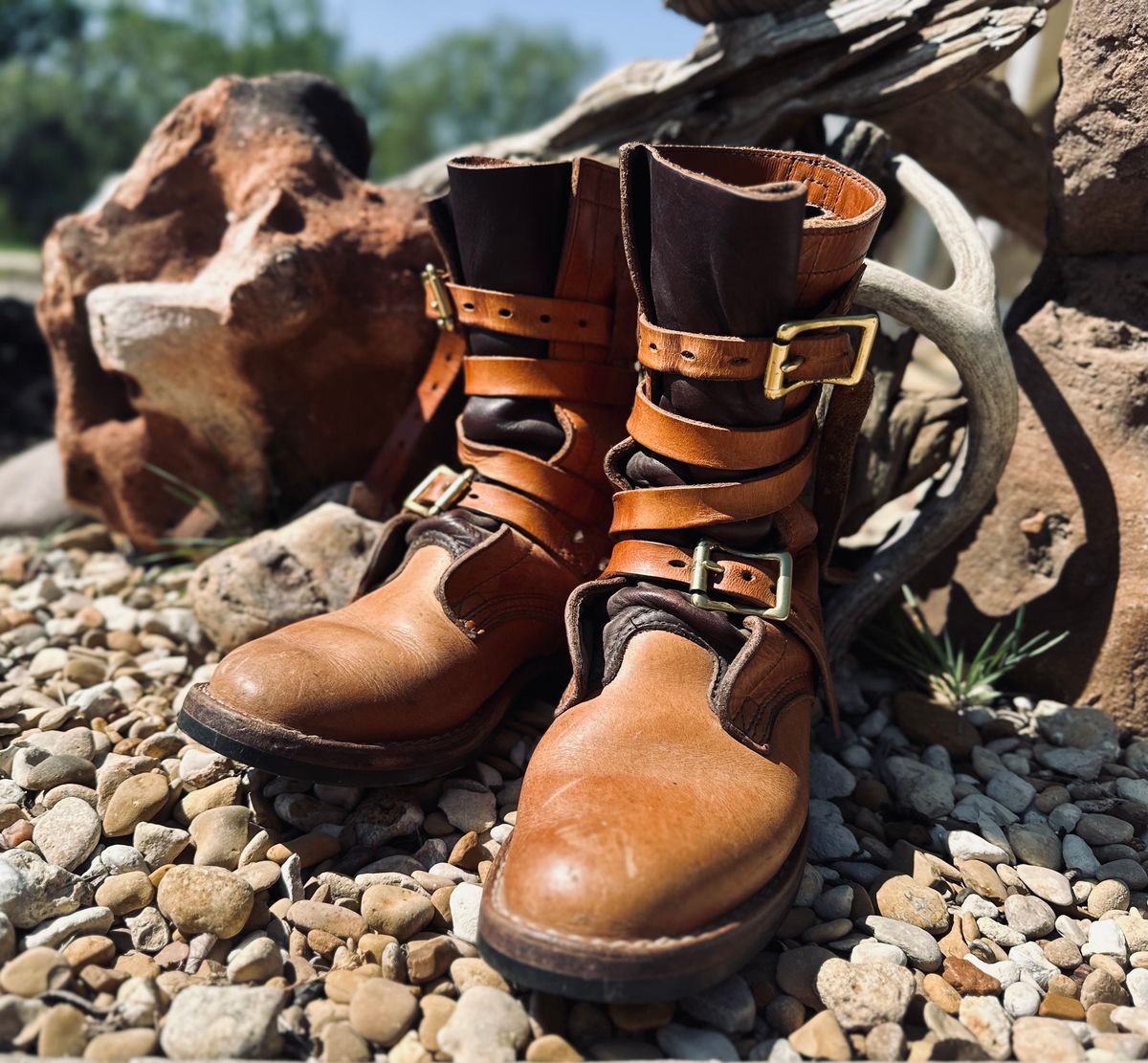 Photo by Bedrock on March 31, 2025 of the Nicks Heritage TankerPro in Horween Natural Dublin.