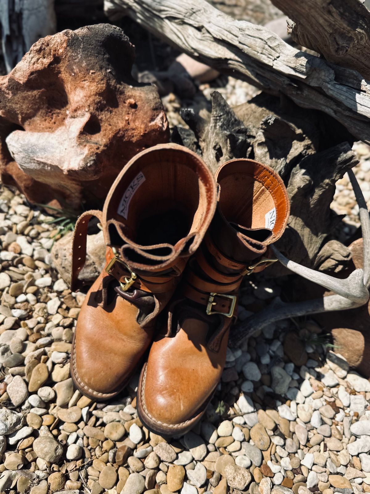 Photo by Bedrock on March 31, 2025 of the Nicks Heritage TankerPro in Horween Natural Dublin.