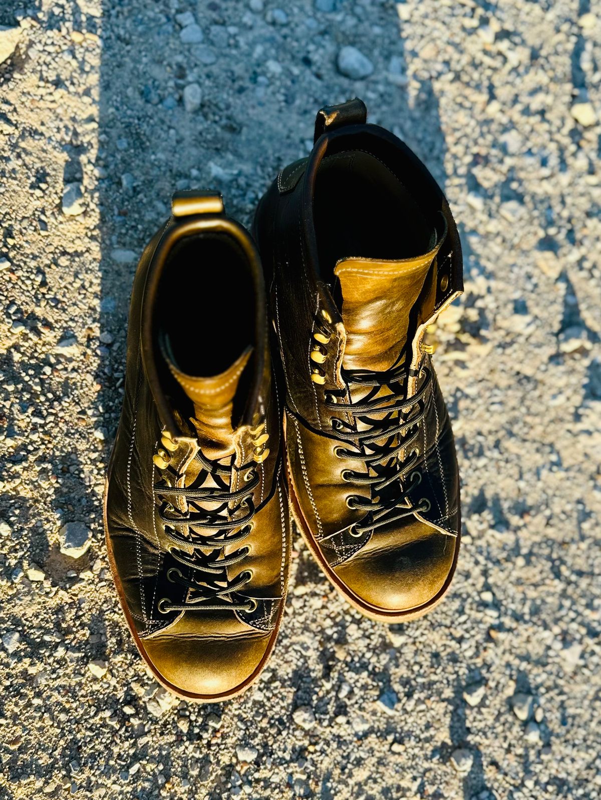 Photo by Bedrock on March 1, 2025 of the Sagara Cordmaster in Badalassi Carlo Oliva Minerva Overdyed Black.