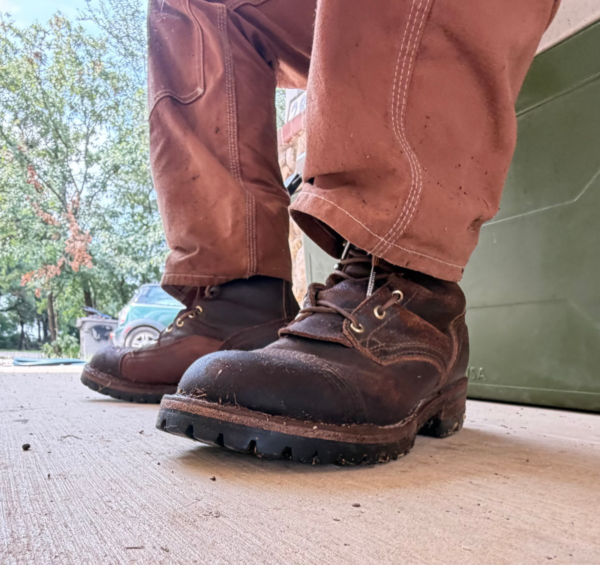 Photo by Bedrock on June 20, 2026 of the Nicks x Rose Anvil ND1 in Horween Brown Waxed Flesh.