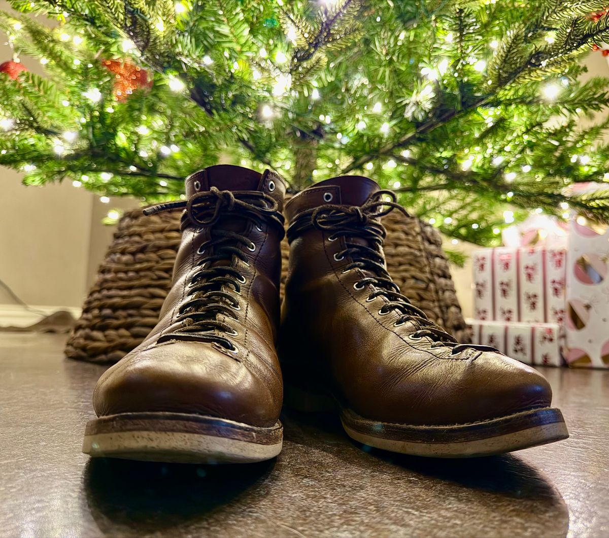 Photo by Bedrock on December 1, 2025 of the Oldspeed MFG Wholecut Monkey in Horween Natural Chromexcel.