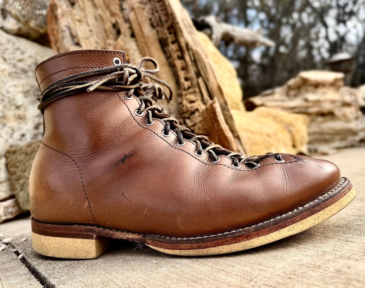 Photo by Bedrock on January 1, 2026 of the Oldspeed MFG Wholecut Monkey in Horween Natural Chromexcel.