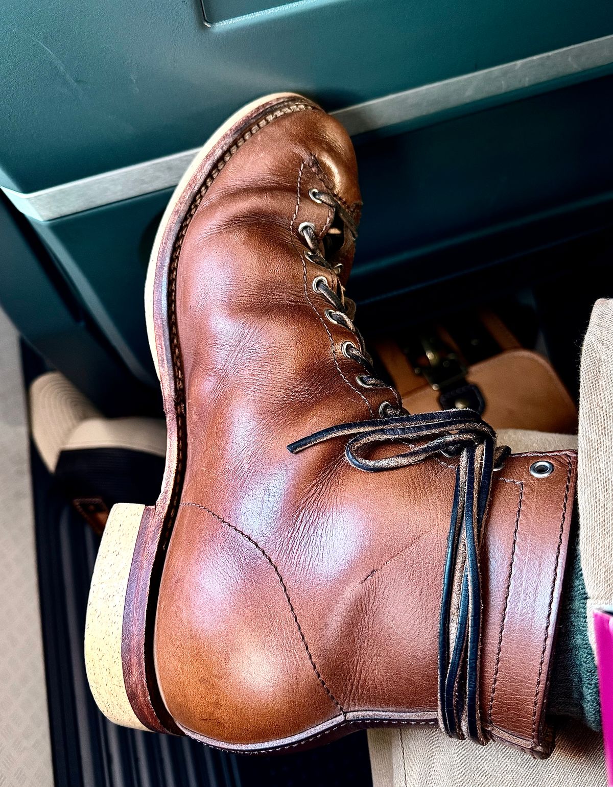 Photo by Bedrock on February 19, 2026 of the Oldspeed MFG Wholecut Monkey in Horween Natural Chromexcel.