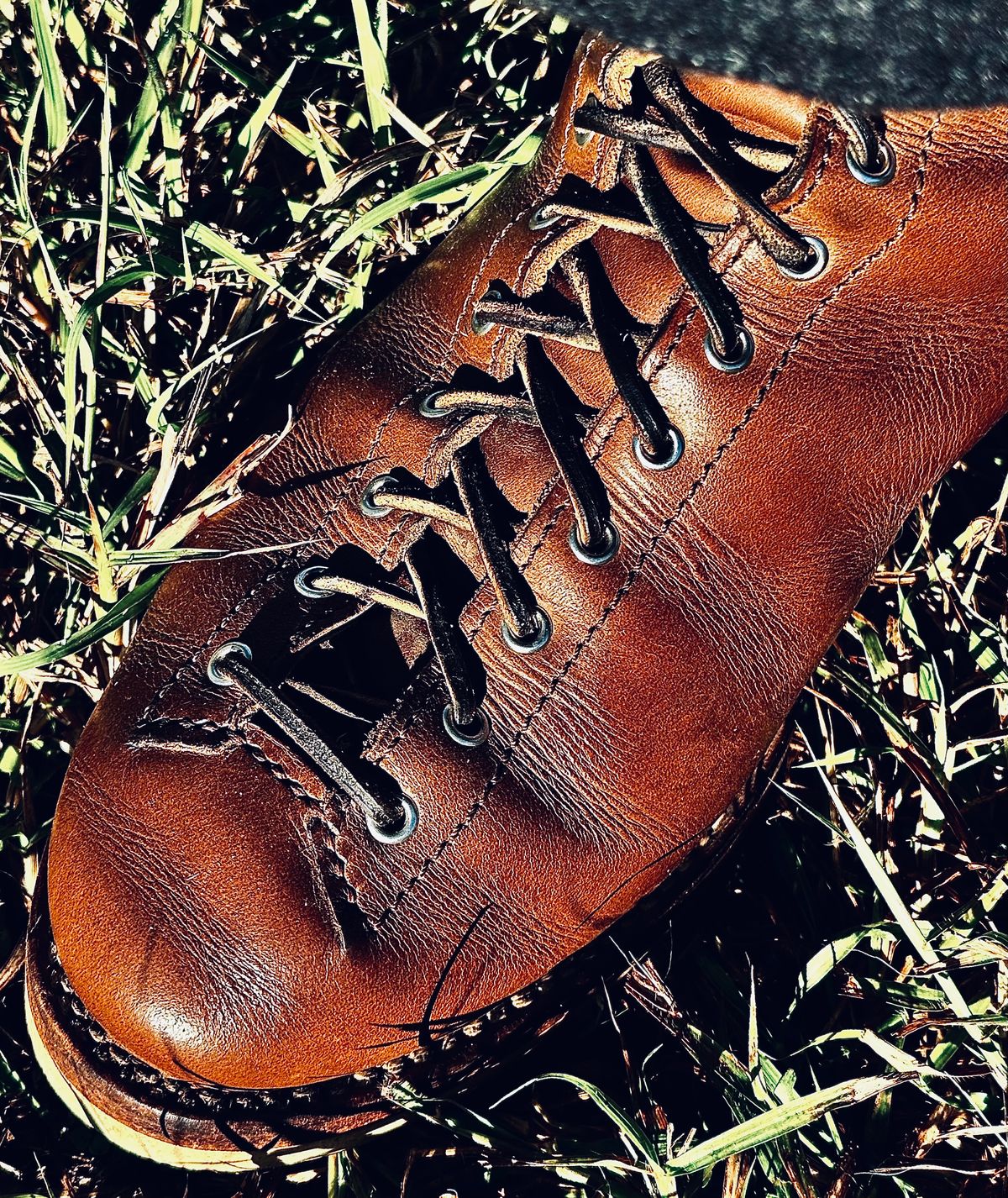 Photo by Bedrock on November 2, 2025 of the Oldspeed Wholecut Monkey in Horween Natural Chromexcel.