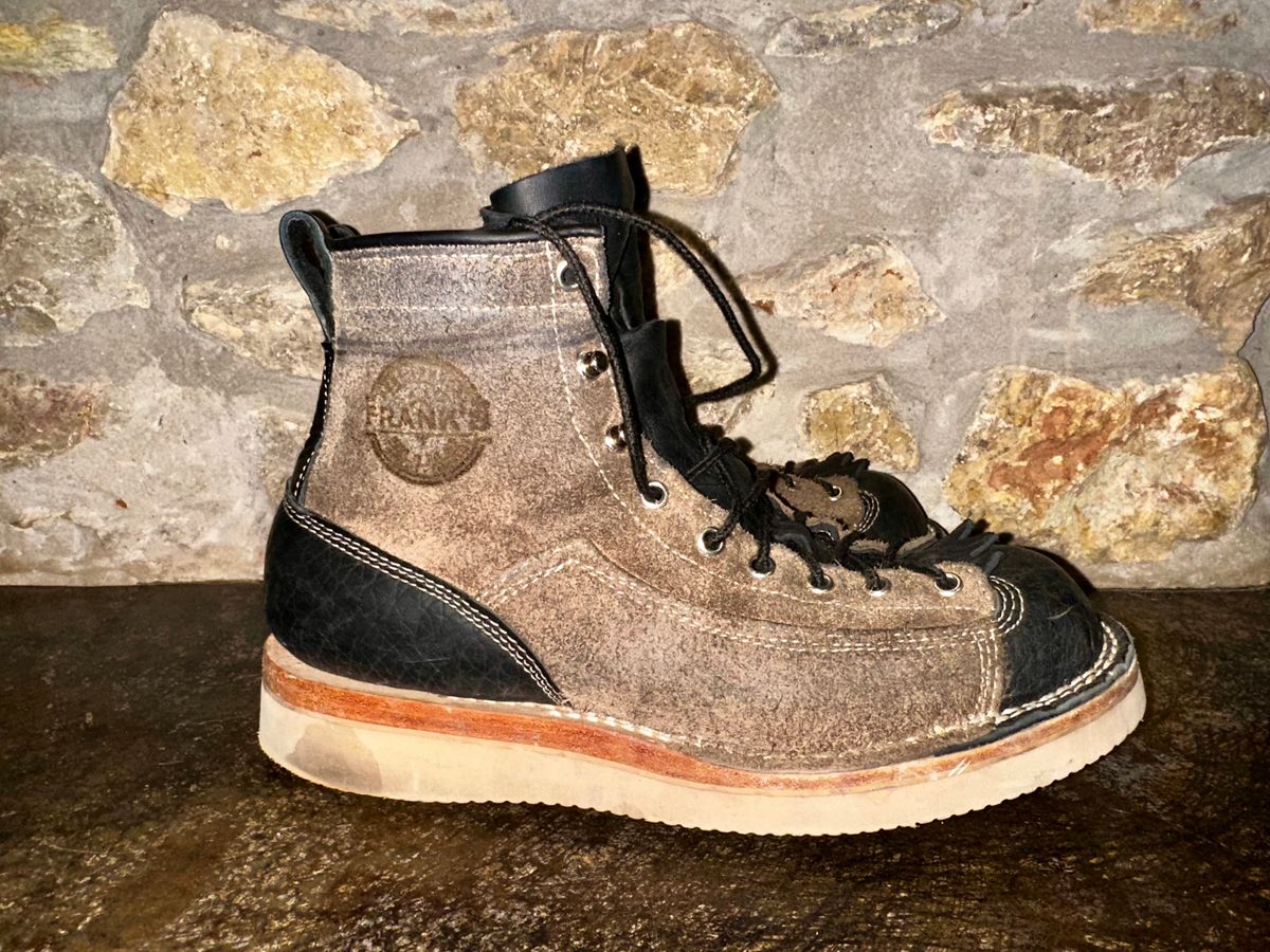 Photo by Bedrock on February 2, 2024 of the Frank's Boots Monkey Boot in Grey And Black Montana Bison.