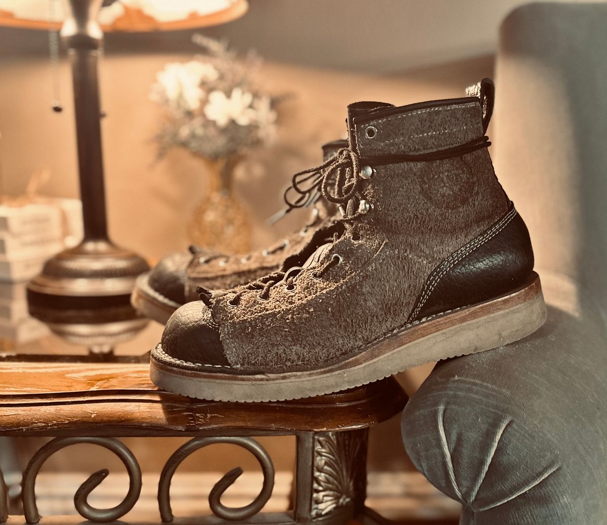 Photo by Bedrock on April 2, 2024 of the Frank's Boots Monkey Boot in Grey And Black Montana Bison.