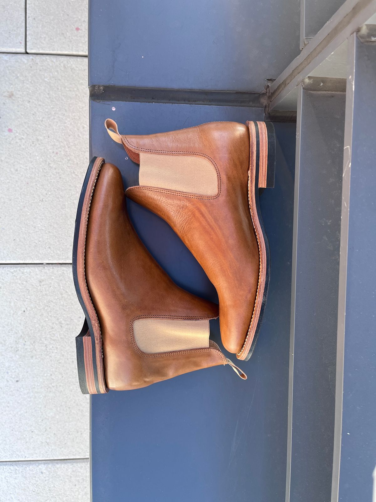 Photo by uglyshoes on November 2, 2022 of the Viberg Chelsea in Unknown Leather.
