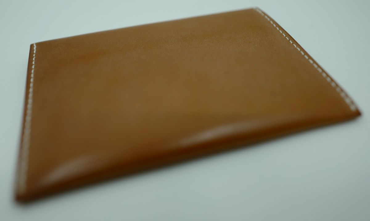 Photo by uglyshoes on October 2, 2025 of the Hermès Enveloppe MM in Barenia.