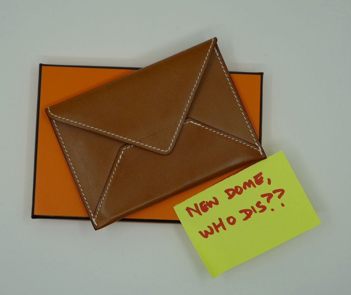 Photo by uglyshoes on October 2, 2025 of the Hermès Enveloppe MM in Barenia.