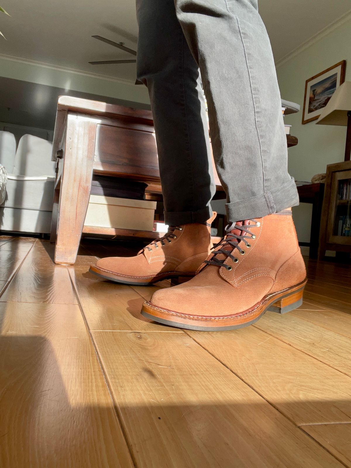Photo by cstines83 on November 4, 2022 of the White's 350 Cruiser in Seidel Red Dog Oil Tan Roughout.