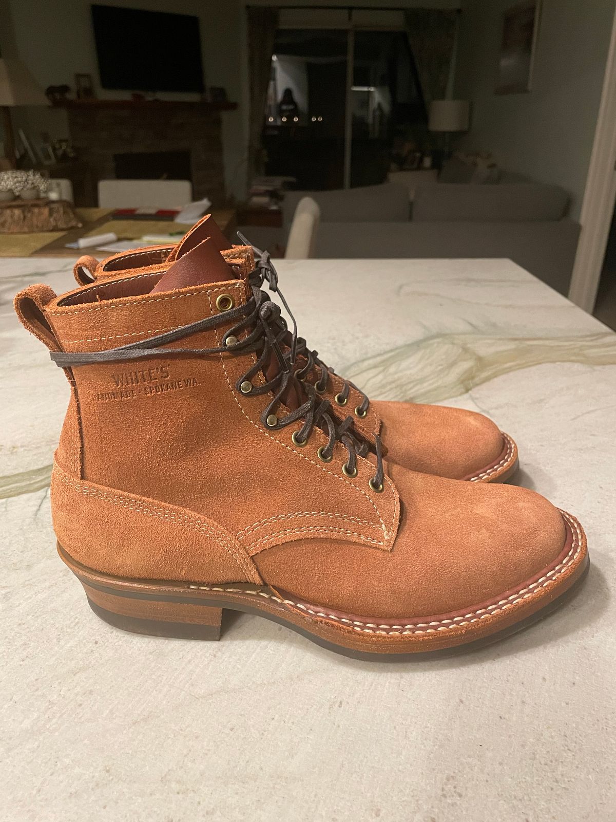 Photo by cstines83 on November 4, 2022 of the White's 350 Cruiser in Seidel Red Dog Oil Tan Roughout.