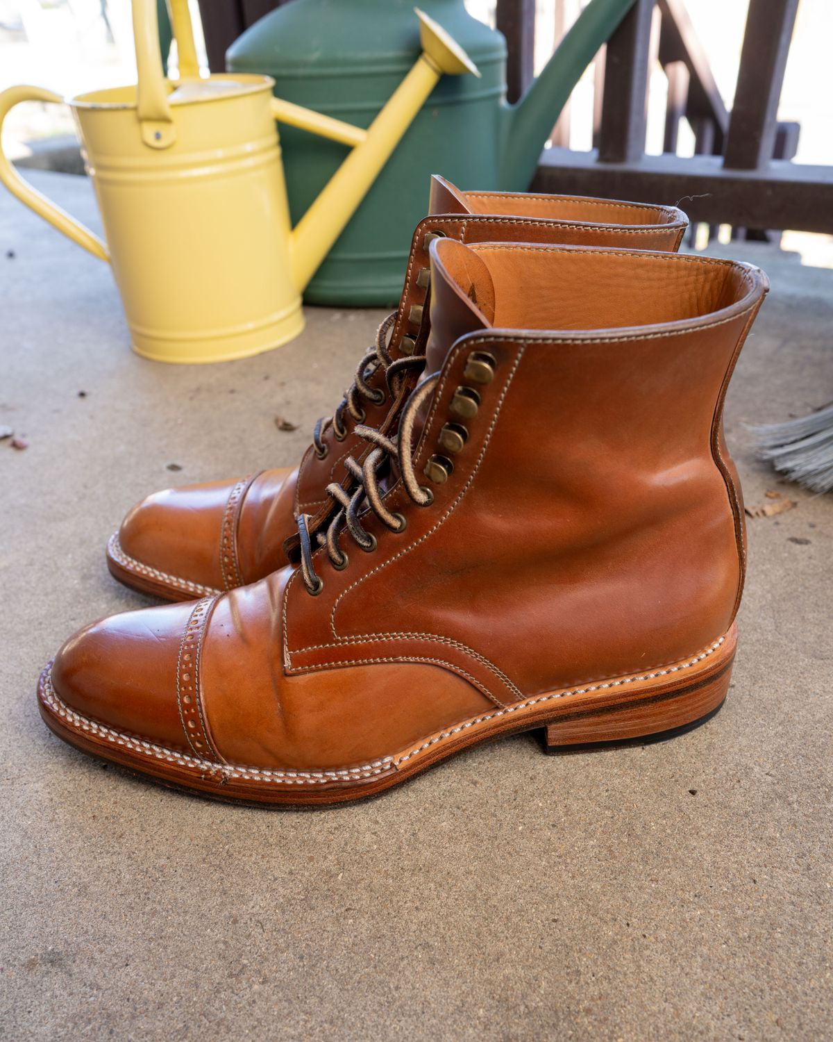 Photo by redfishjoefish on December 5, 2023 of the Midas Journey Derby Boot in Horween Unglazed Natural Shell Cordovan.
