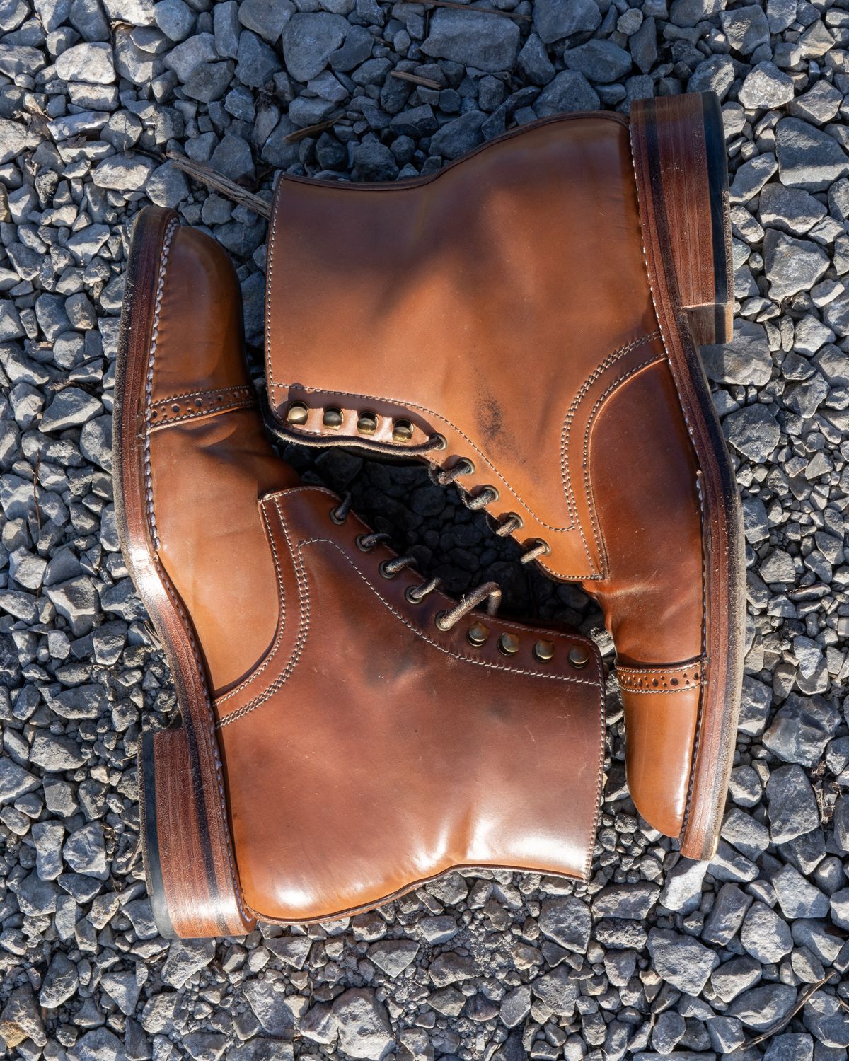 Photo by redfishjoefish on January 3, 2024 of the Midas Journey Derby Boot in Horween Unglazed Natural Shell Cordovan.