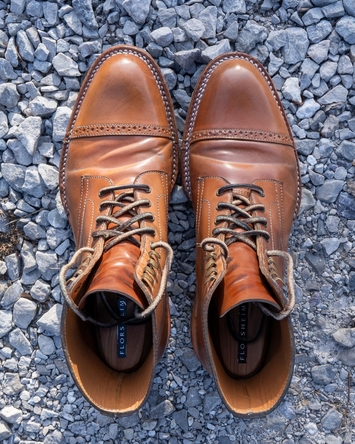 Photo by redfishjoefish on January 3, 2024 of the Midas Journey Derby Boot in Horween Unglazed Natural Shell Cordovan.