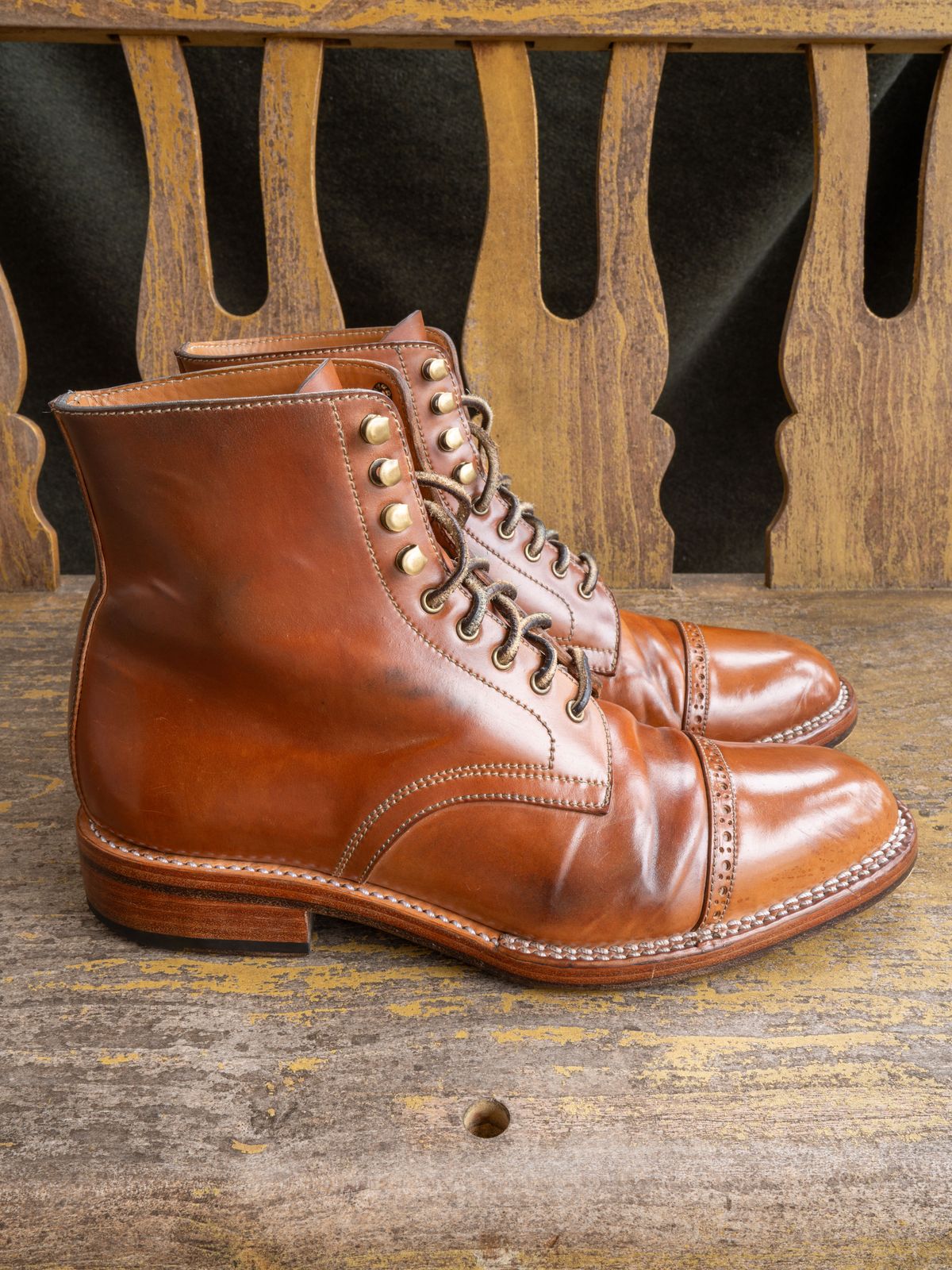 Photo by redfishjoefish on March 3, 2024 of the Midas Journey Derby Boot in Horween Unglazed Natural Shell Cordovan.