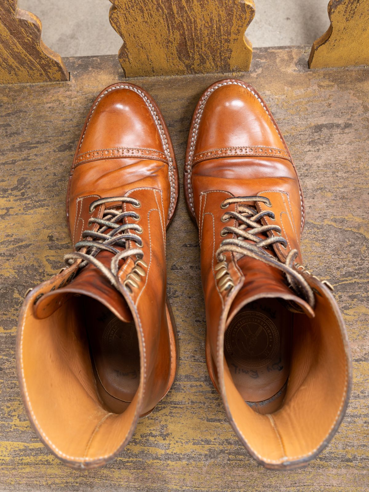 Photo by redfishjoefish on March 3, 2024 of the Midas Journey Derby Boot in Horween Unglazed Natural Shell Cordovan.