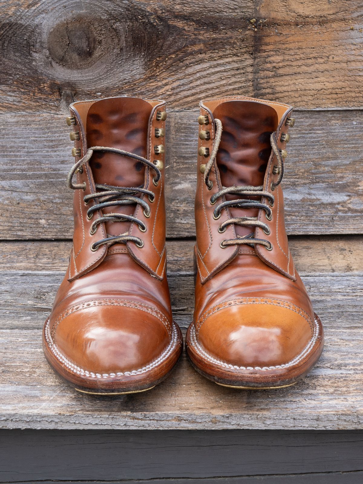 Photo by redfishjoefish on April 5, 2024 of the Midas Journey Derby Boot in Horween Unglazed Natural Shell Cordovan.