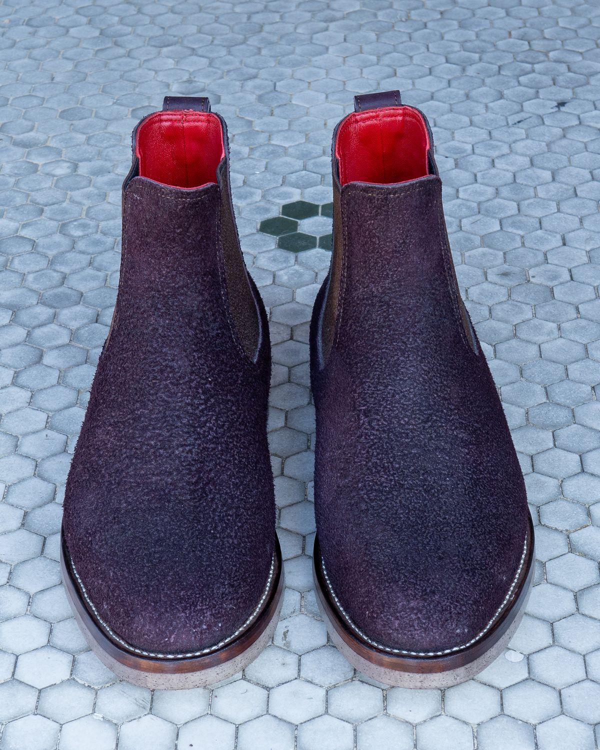 Photo by redfishjoefish on October 6, 2024 of the Briselblack The Seventh Chelsea Boot in Horween Rare Wine Reverse Chamois.