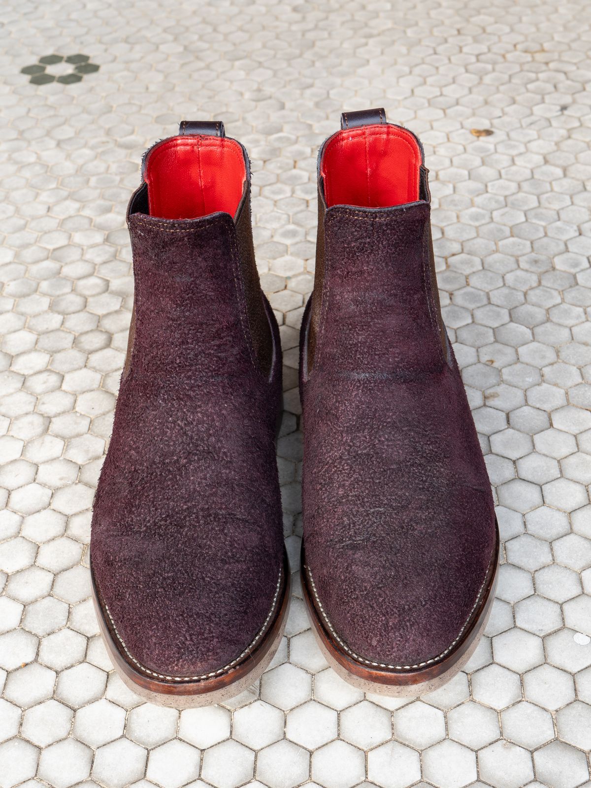 Photo by redfishjoefish on November 4, 2024 of the Briselblack The Seventh Chelsea Boot in Horween Rare Wine Reverse Chamois.