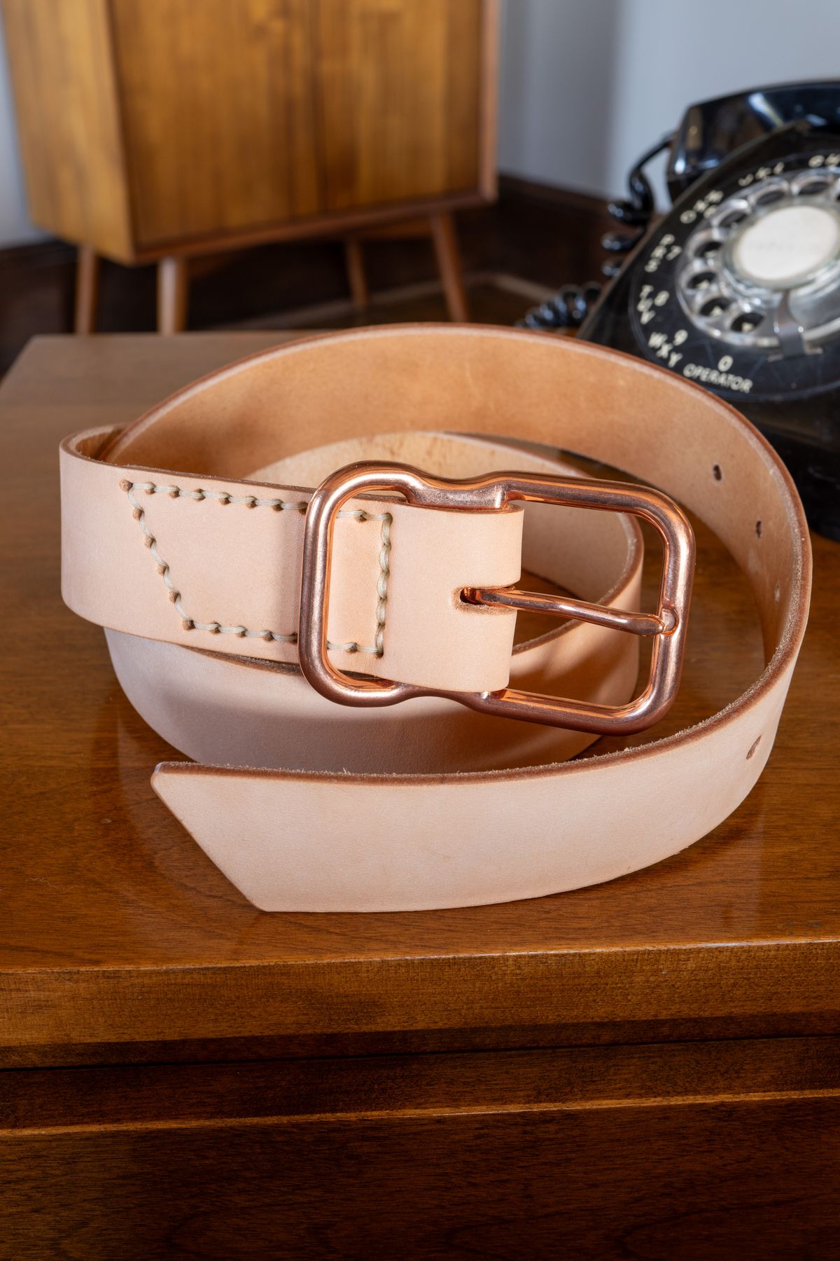 Photo by redfishjoefish on October 1, 2025 of the Emil Erwin Signature Belt in Natural in Horween Natural Latigo.