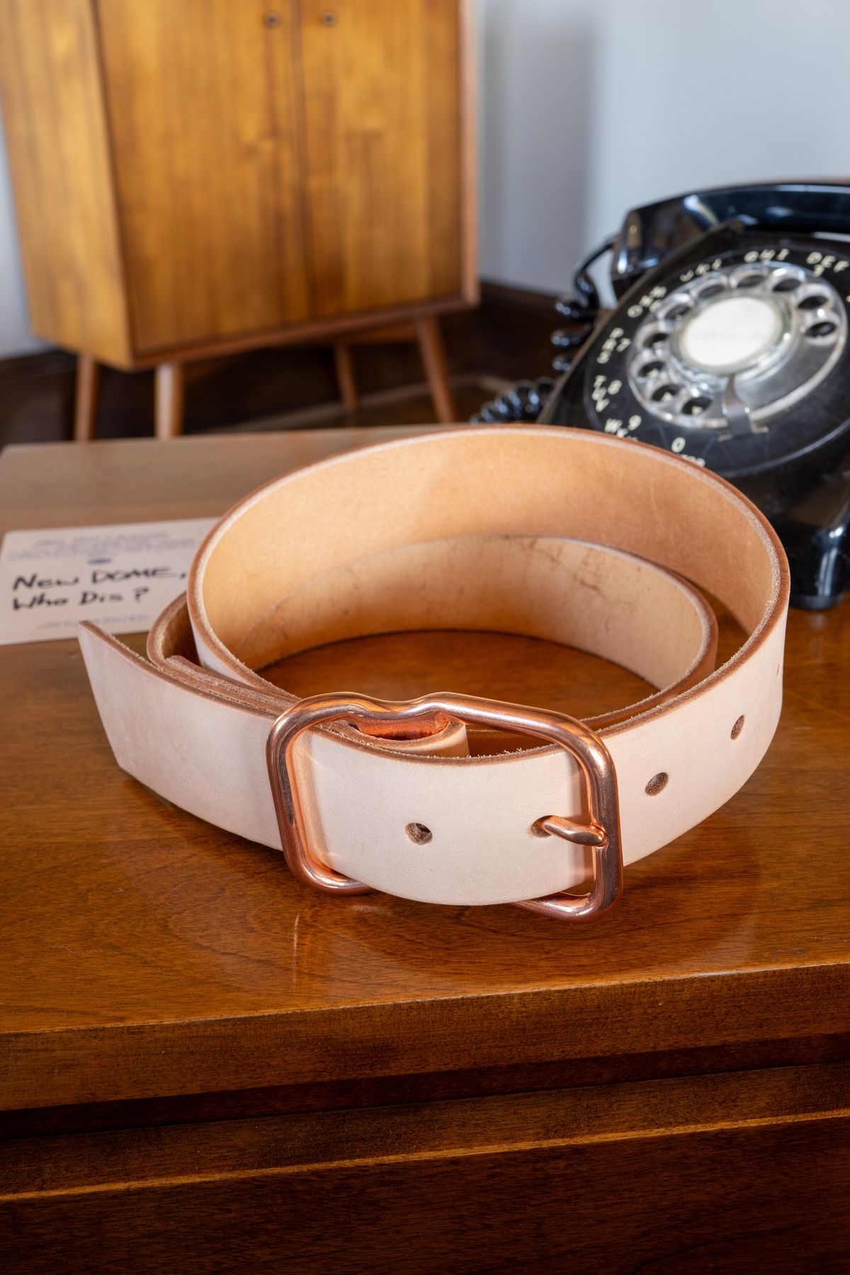 Photo by redfishjoefish on October 1, 2025 of the Emil Erwin Signature Belt in Natural in Horween Natural Latigo.