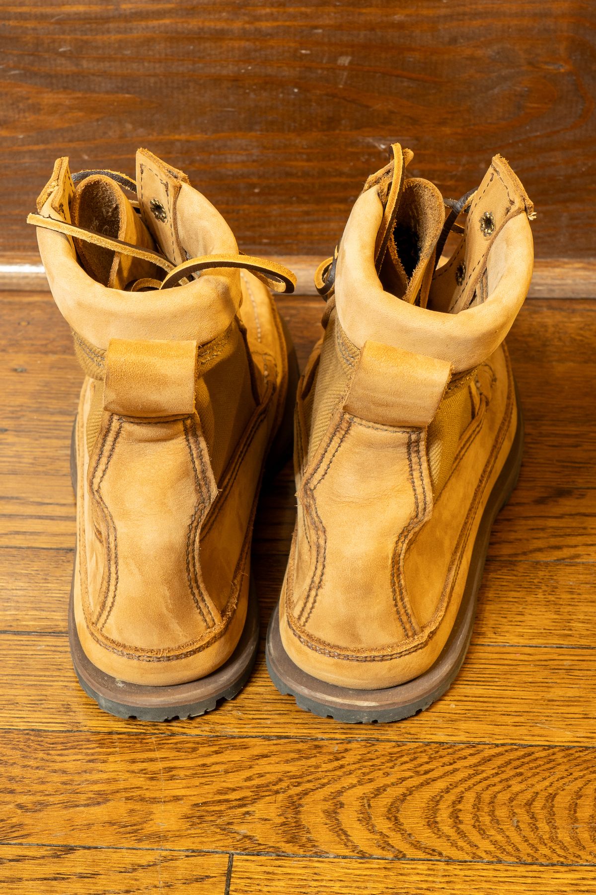 Photo by redfishjoefish on November 6, 2025 of the Russell Moccasin Co. Joe's PH Premier Build in S.B. Foot Peco Chamois.