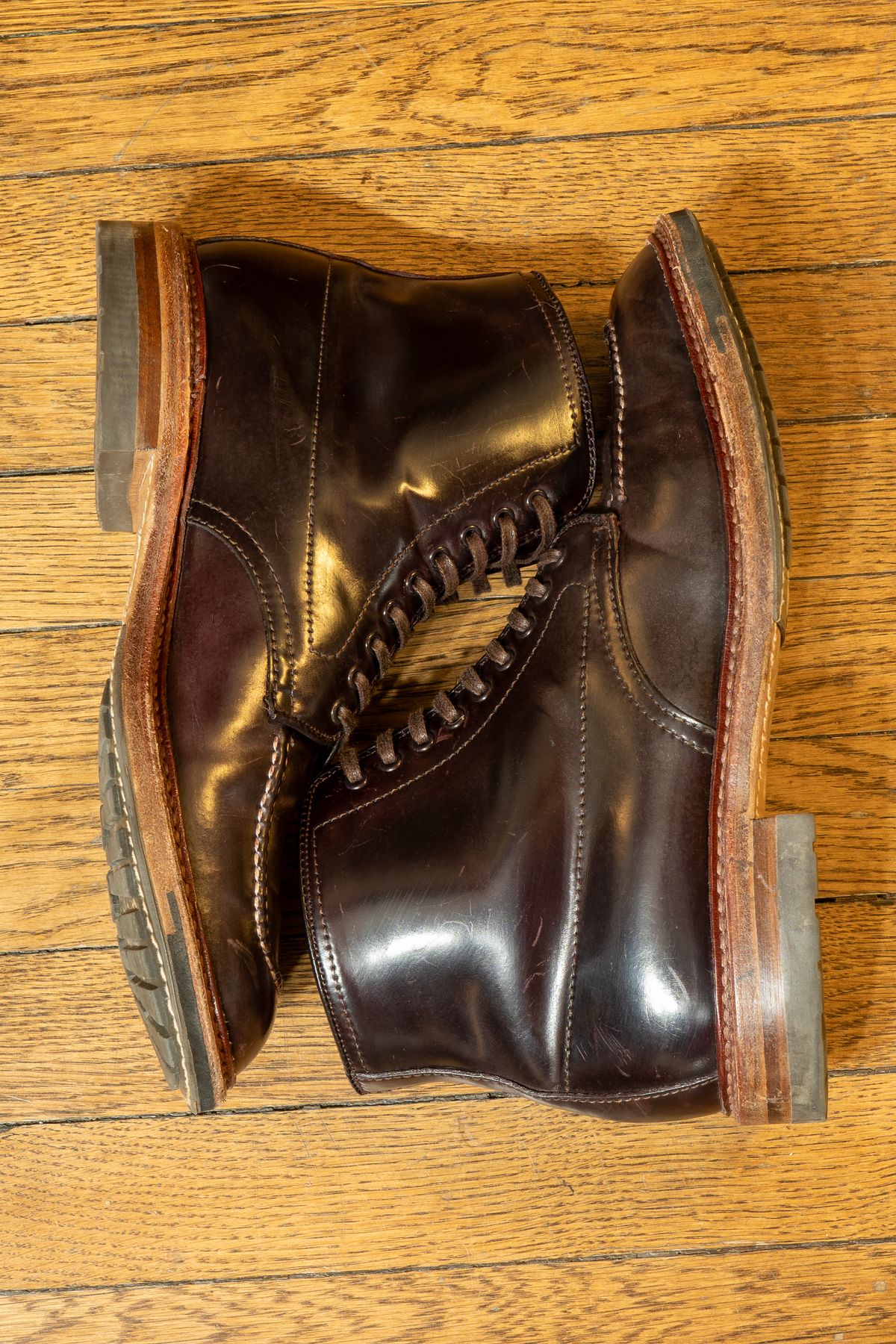 Photo by redfishjoefish on November 6, 2025 of the Alden Indy Boot in Horween Color 8 Shell Cordovan.