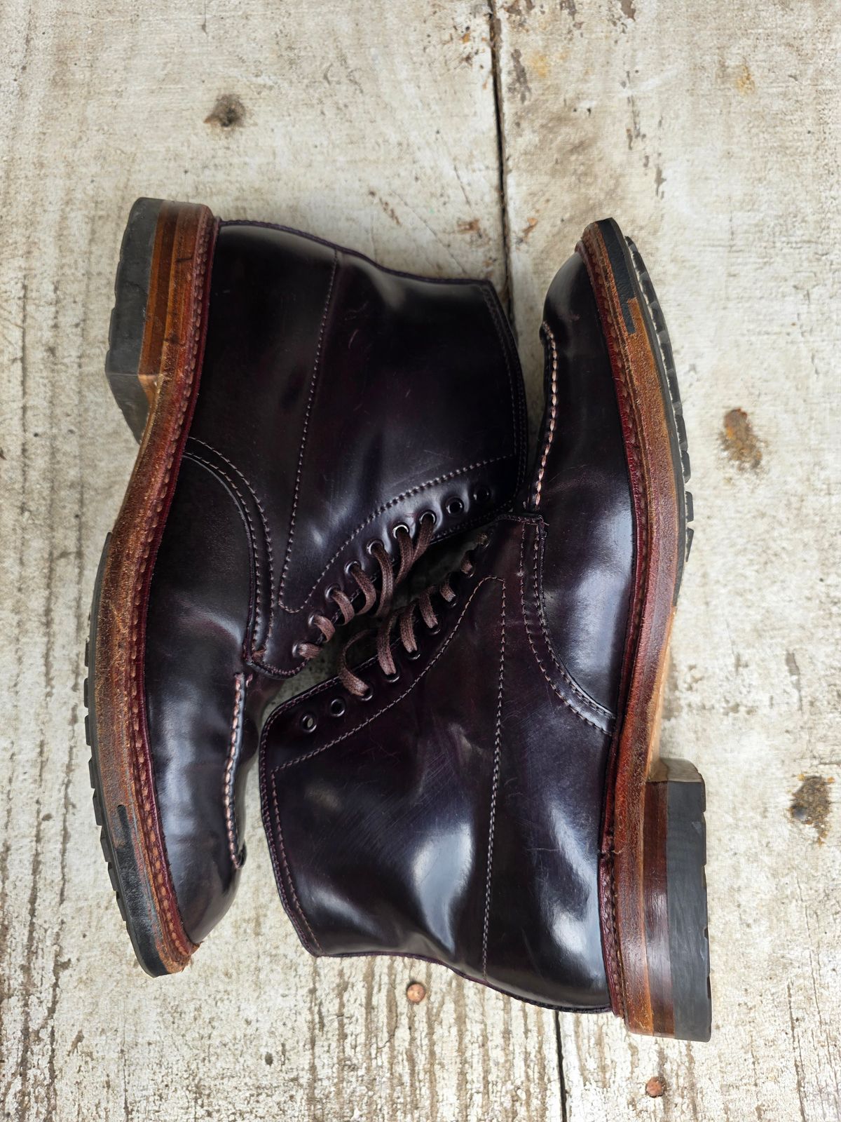 Photo by redfishjoefish on November 22, 2025 of the Alden Indy Boot in Horween Color 8 Shell Cordovan.