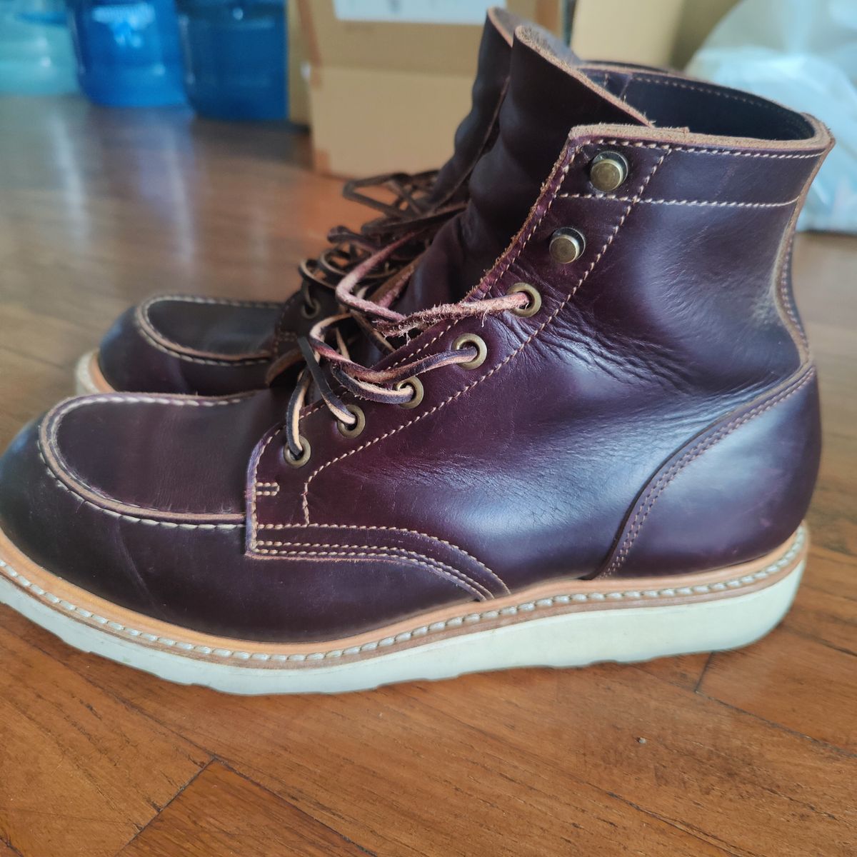 Photo by nicktamura on November 3, 2023 of the Truman Moc Toe in Seidel Oxblood Double Shot.