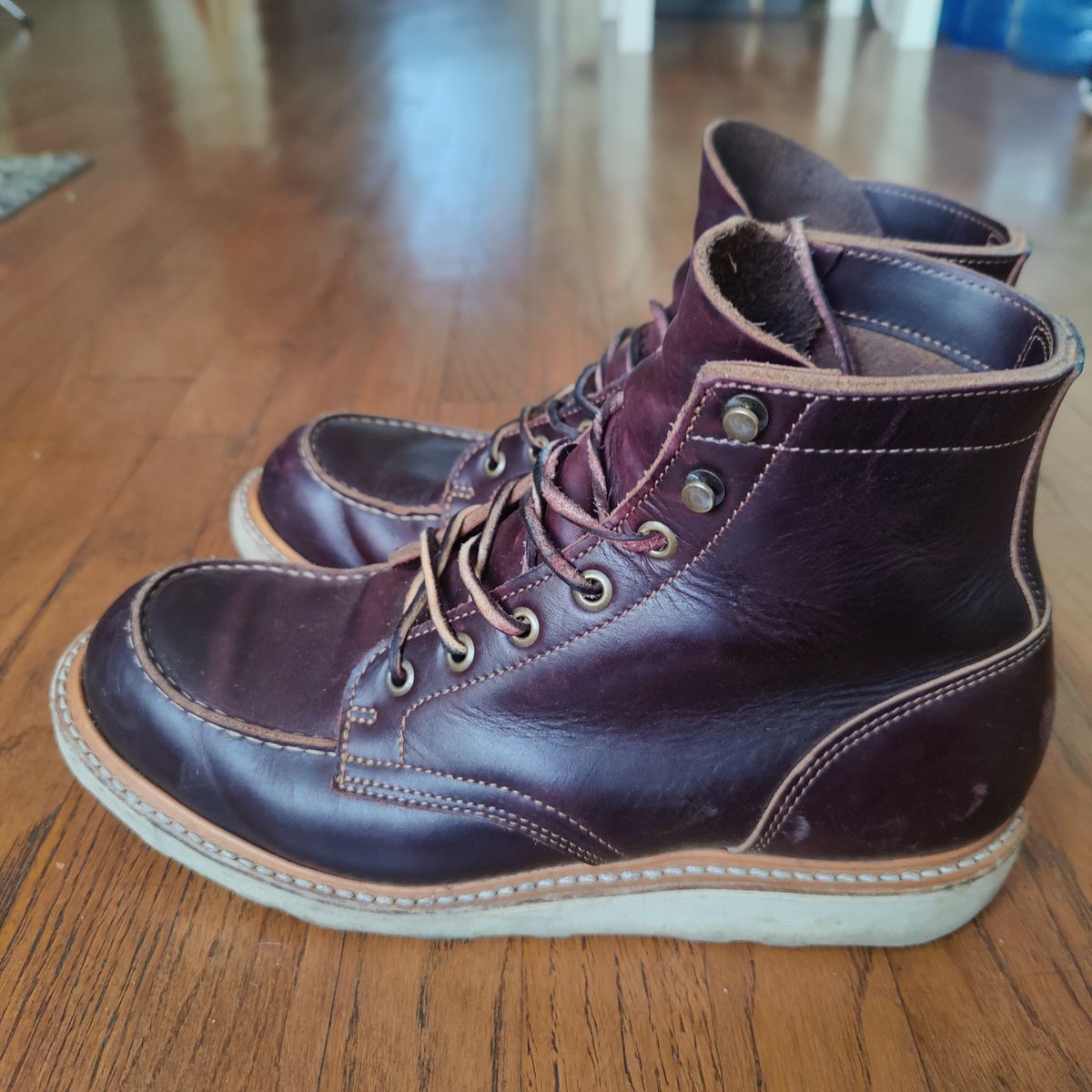 Photo by nicktamura on January 2, 2024 of the Truman Moc Toe in Seidel Oxblood Double Shot.