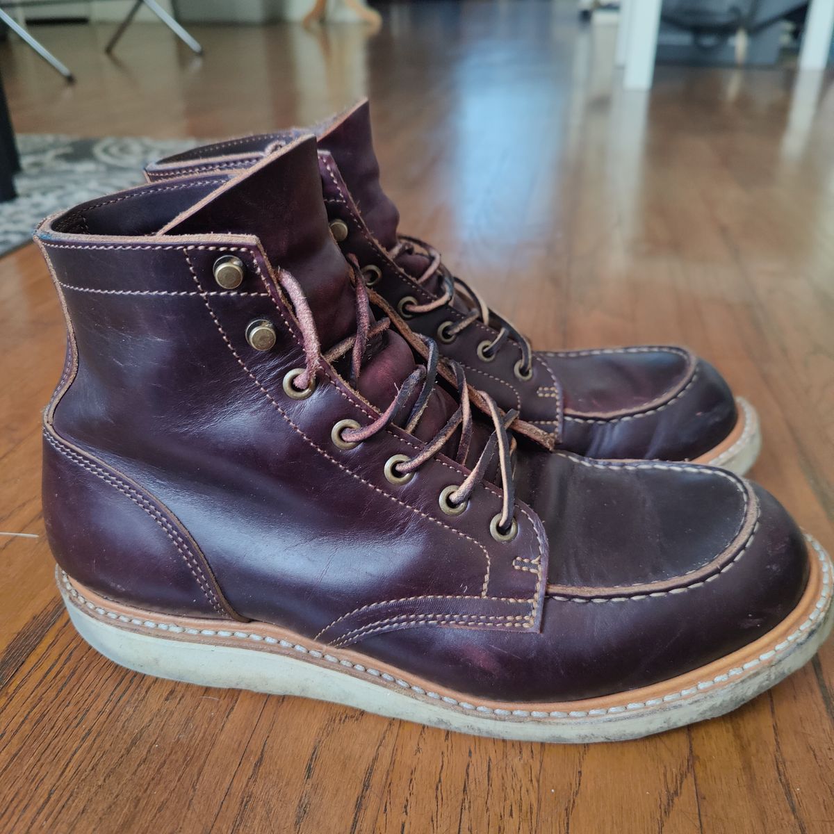 Photo by nicktamura on January 2, 2024 of the Truman Moc Toe in Seidel Oxblood Double Shot.